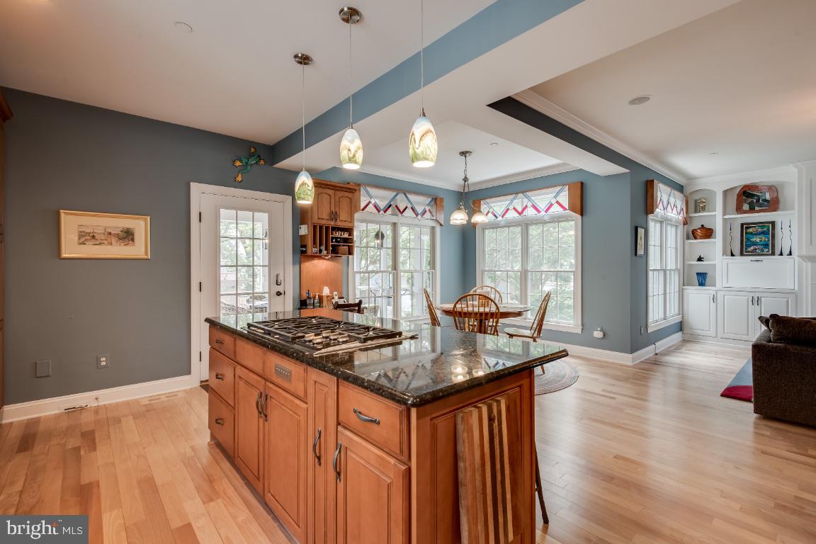 EASTPORT - Residential