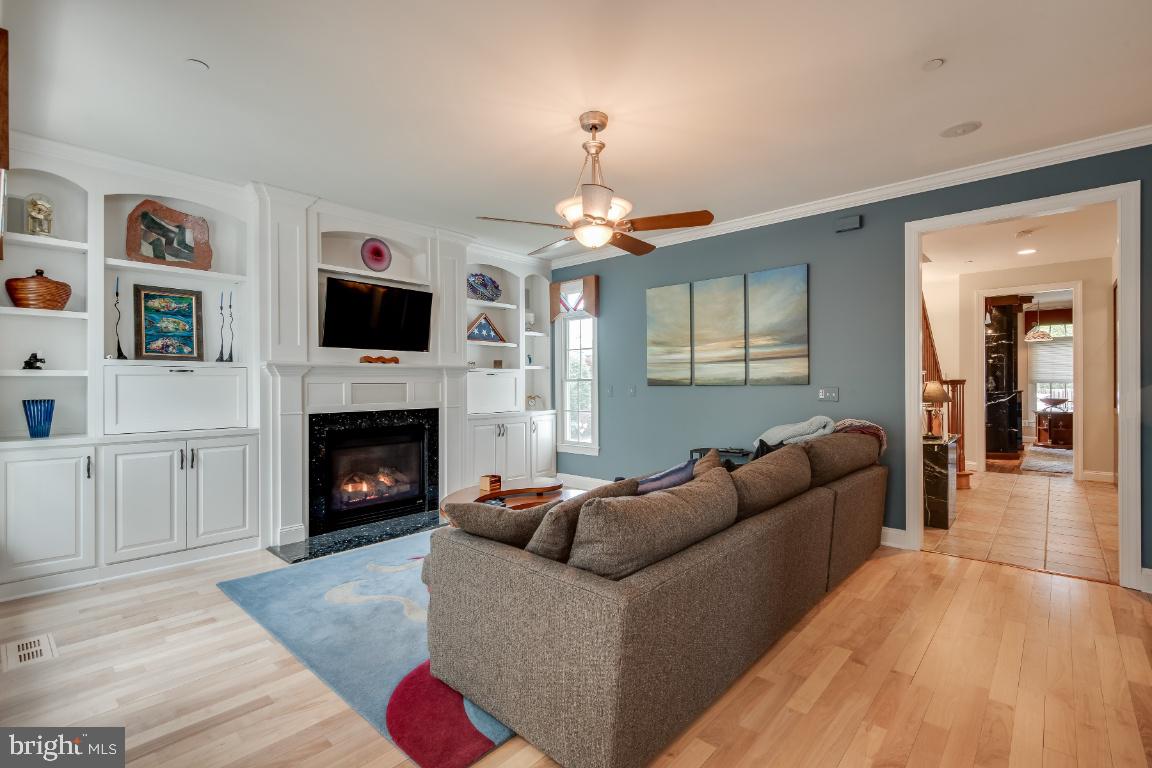 EASTPORT - Residential