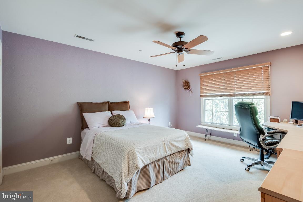 EASTPORT - Residential