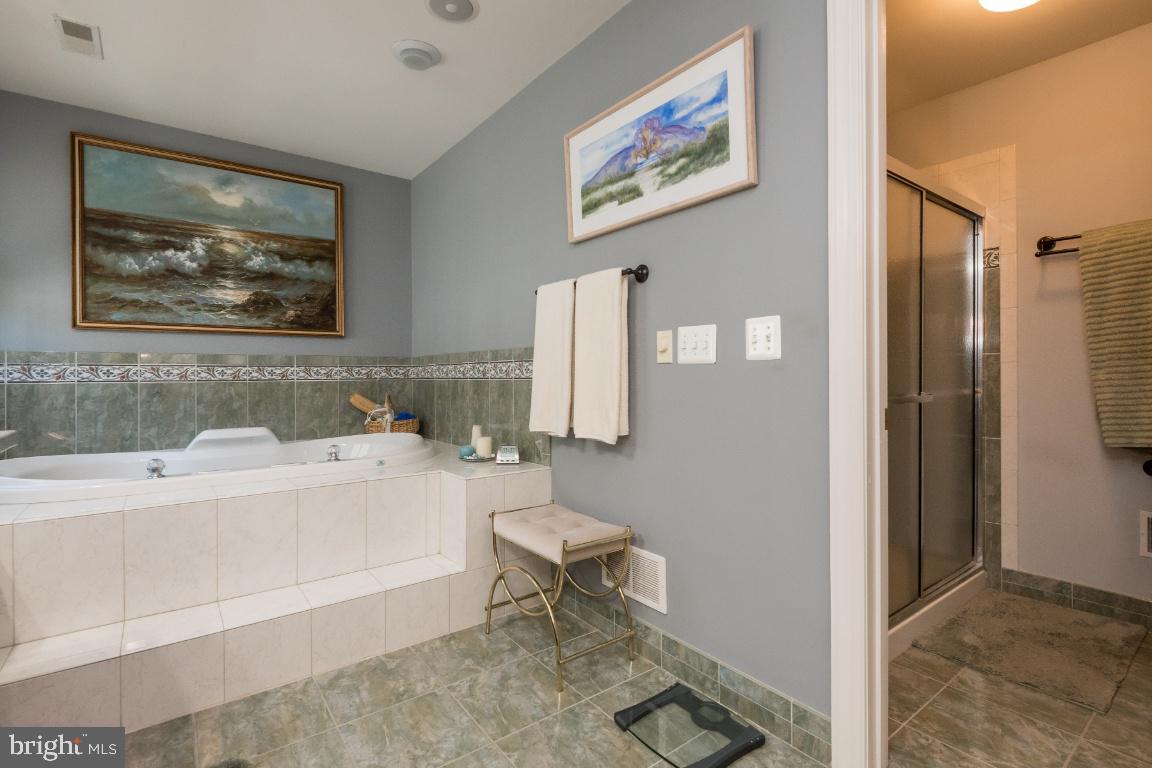 EASTPORT - Residential