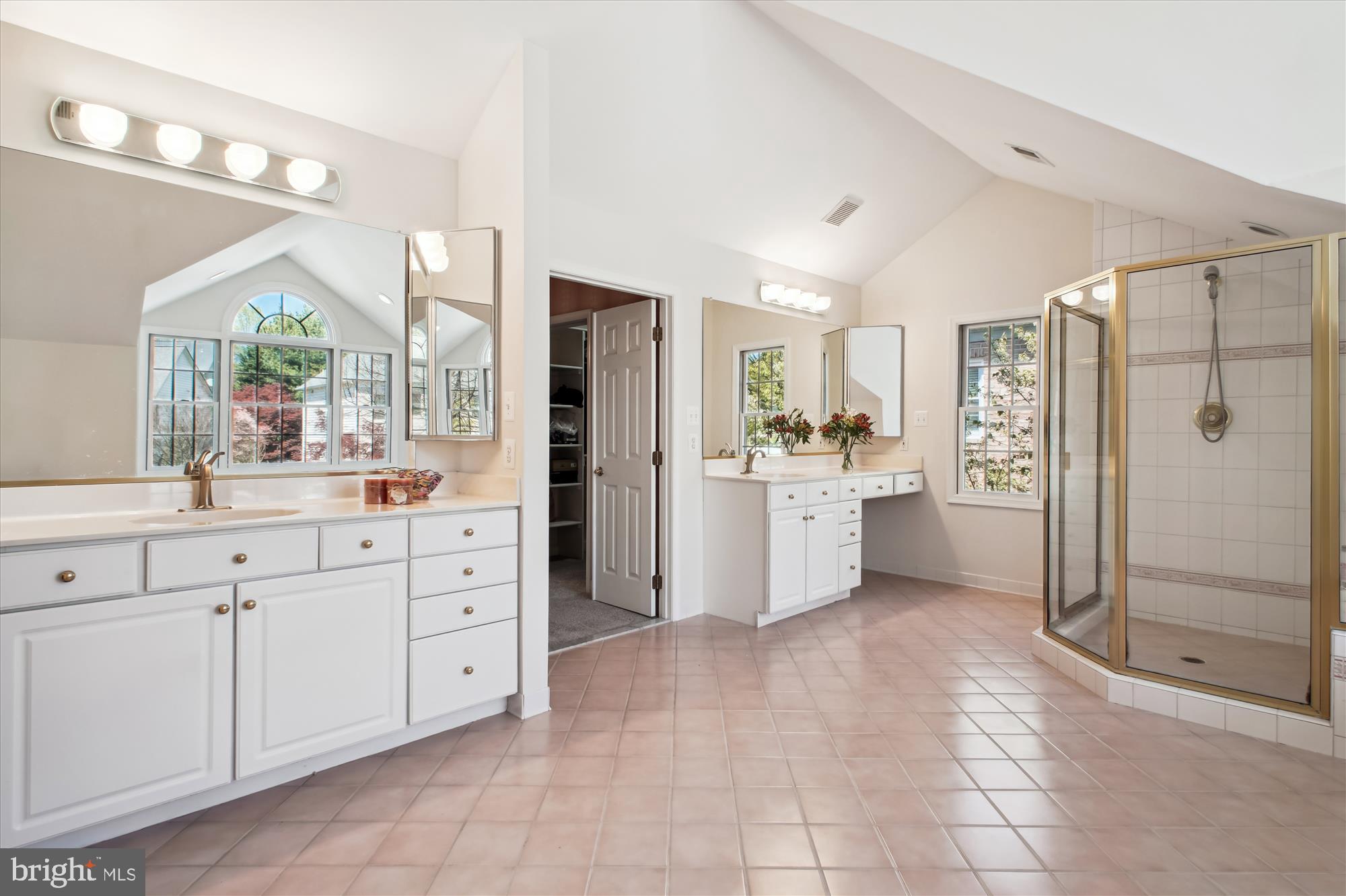 WILLOWS OF POTOMAC - Residential