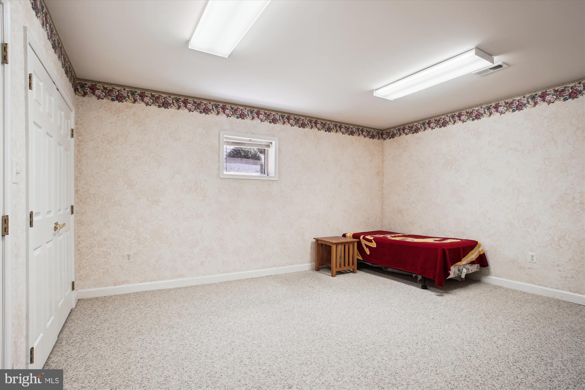 WILLOWS OF POTOMAC - Residential