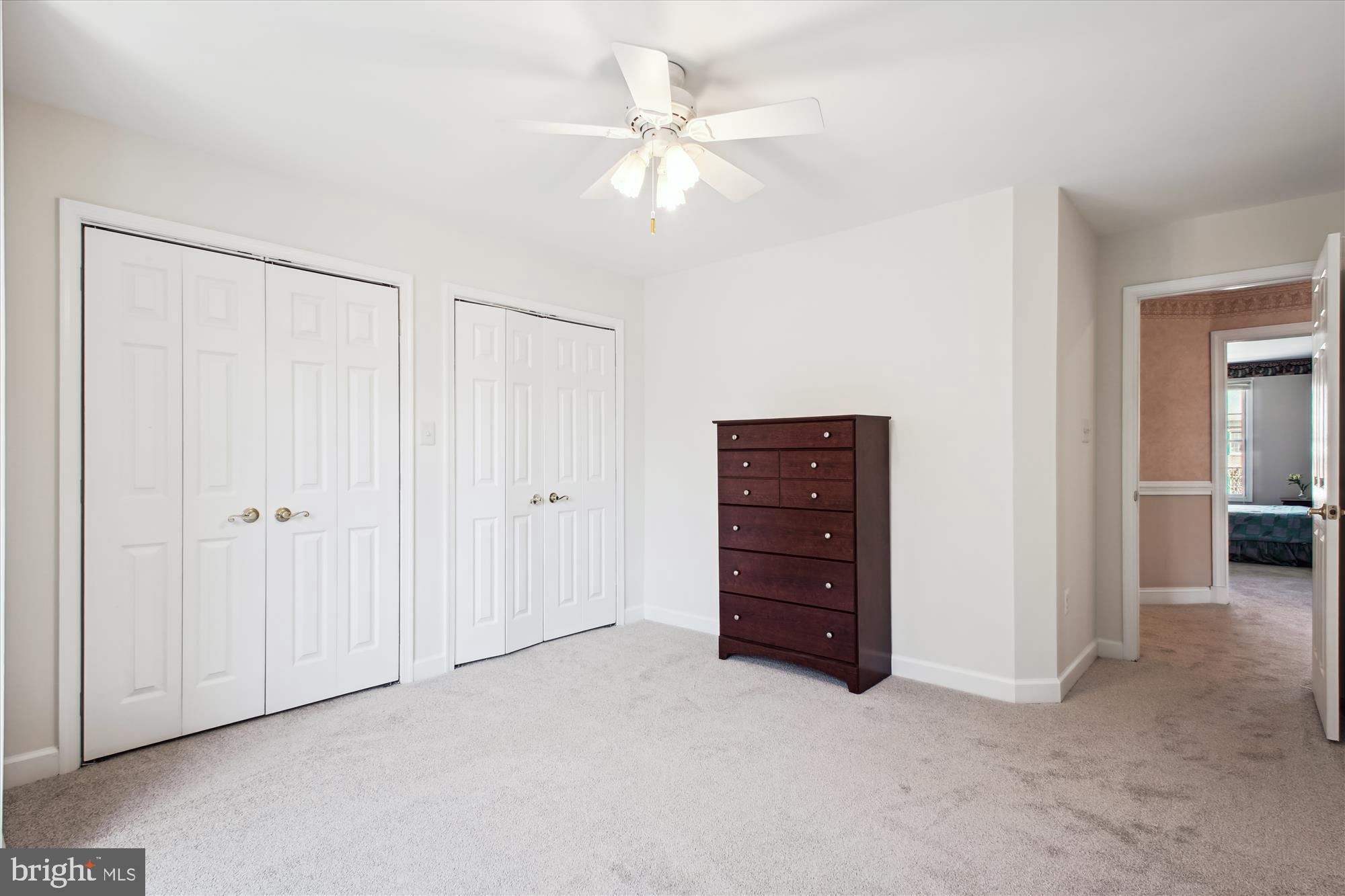 WILLOWS OF POTOMAC - Residential