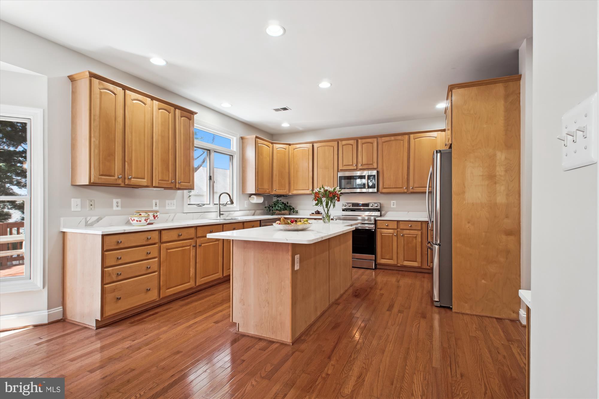 WILLOWS OF POTOMAC - Residential