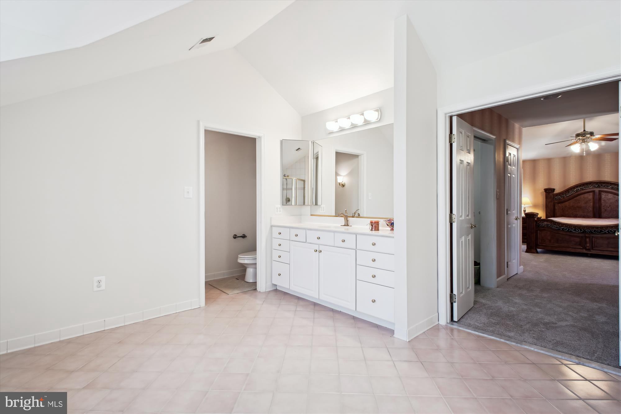 WILLOWS OF POTOMAC - Residential