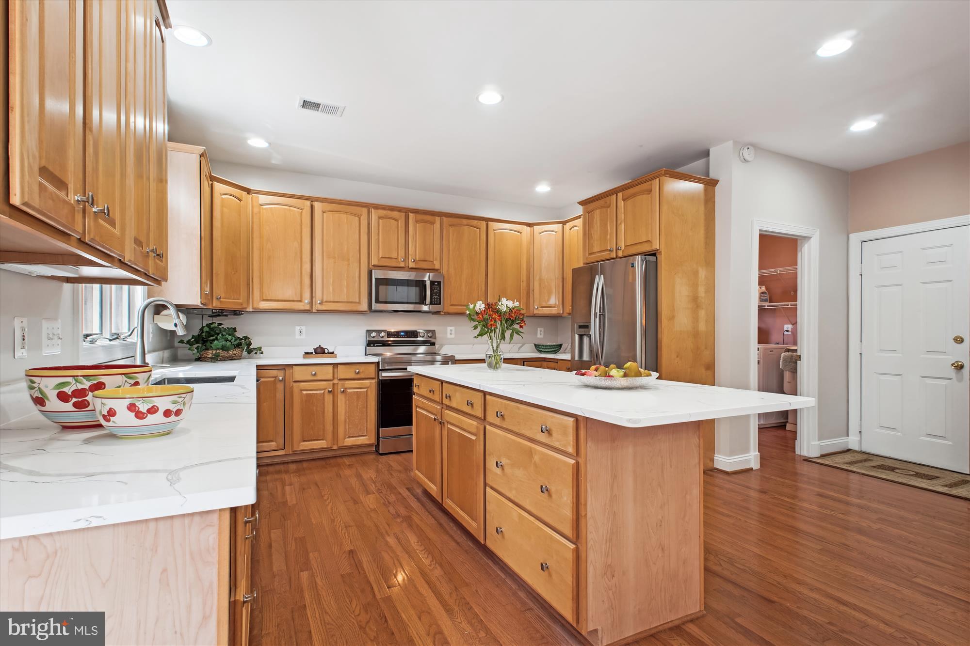 WILLOWS OF POTOMAC - Residential