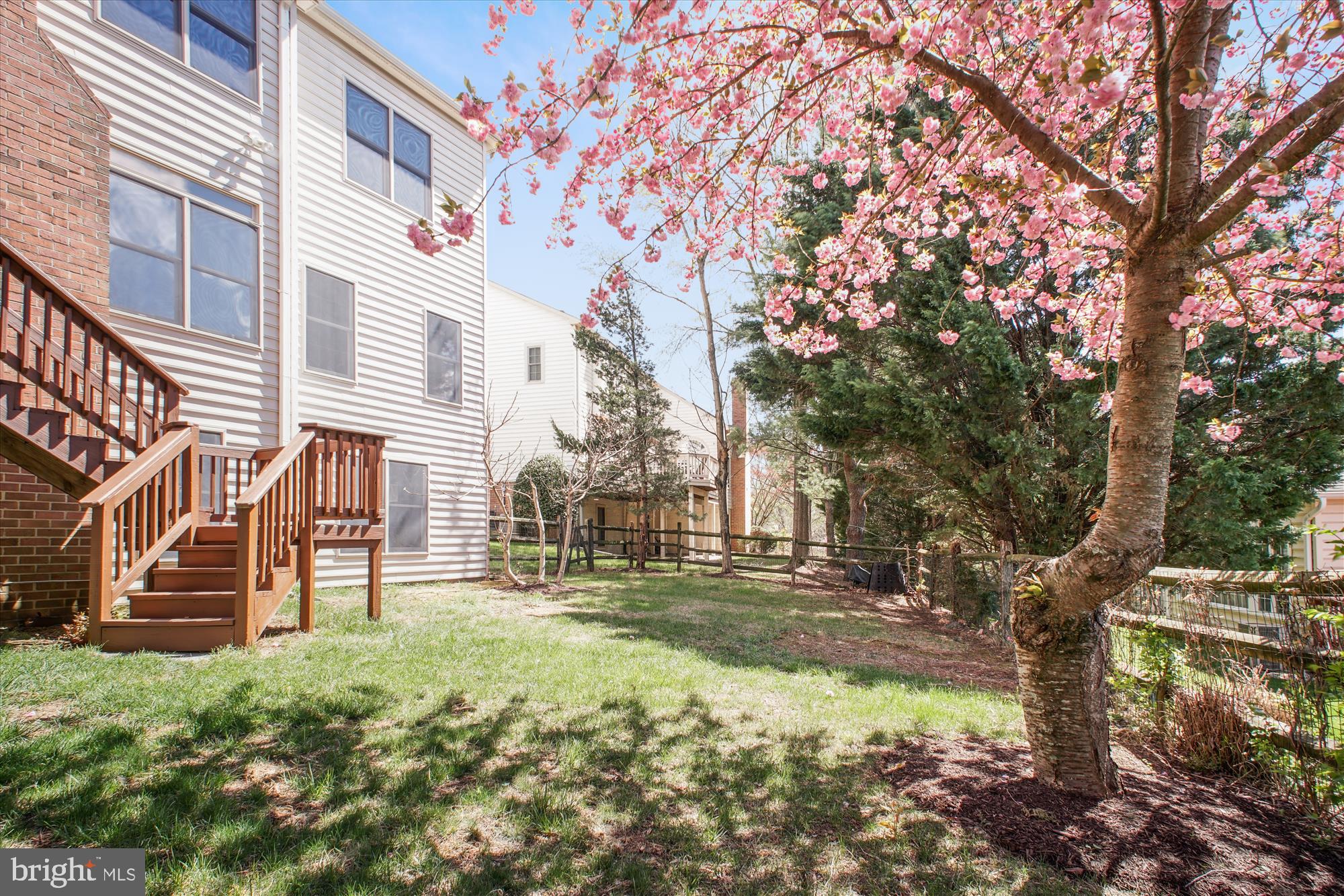 WILLOWS OF POTOMAC - Residential