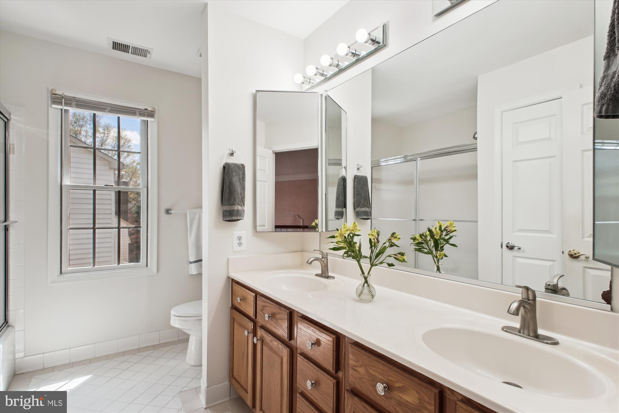 WILLOWS OF POTOMAC - Residential