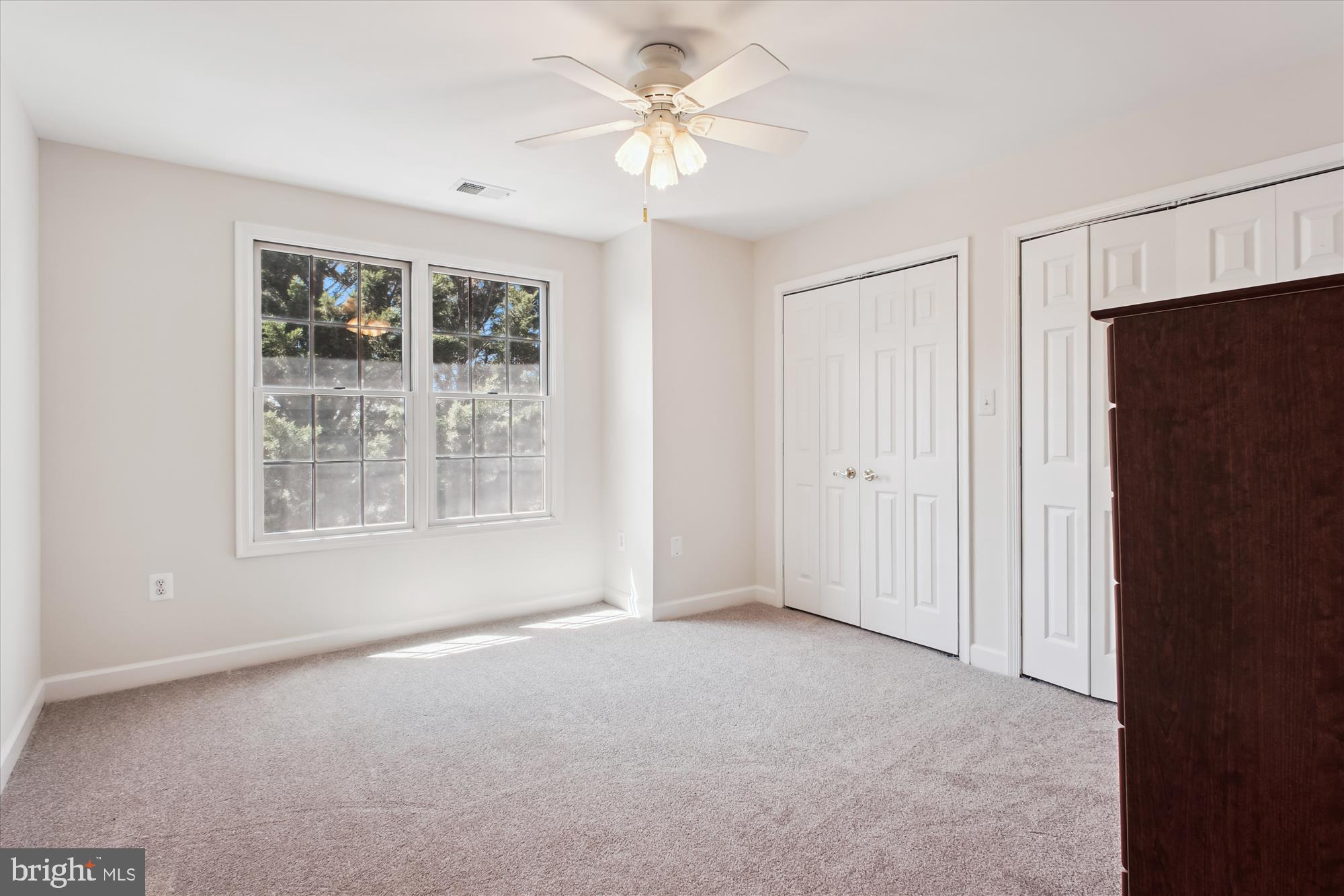 WILLOWS OF POTOMAC - Residential