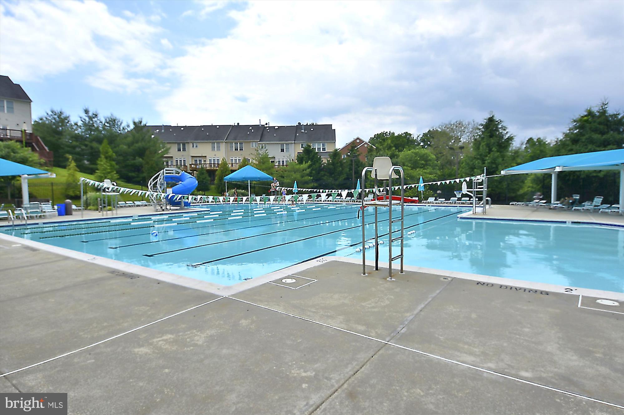 WILLOWS OF POTOMAC - Residential