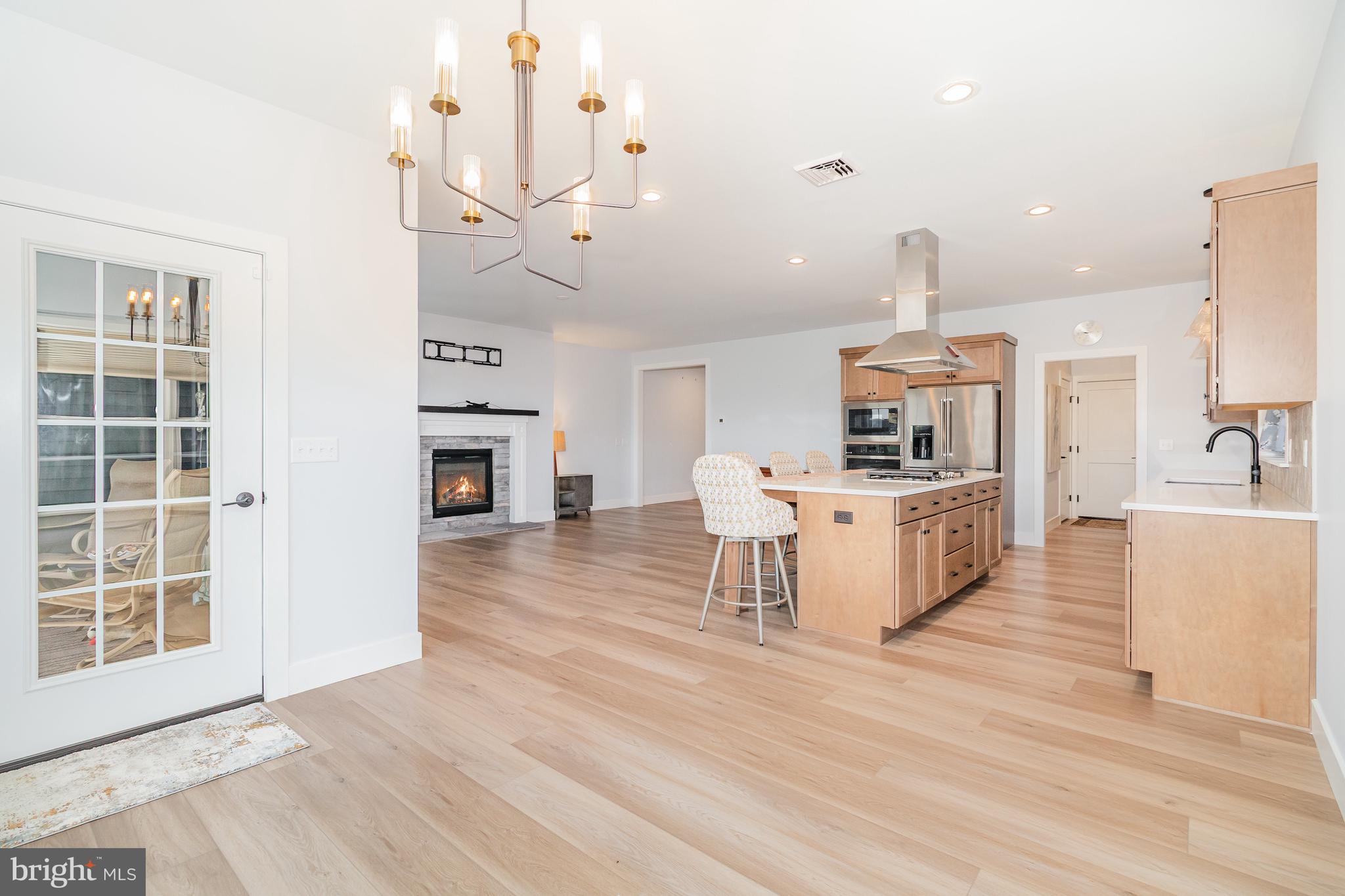 WINDING CREEK - Residential