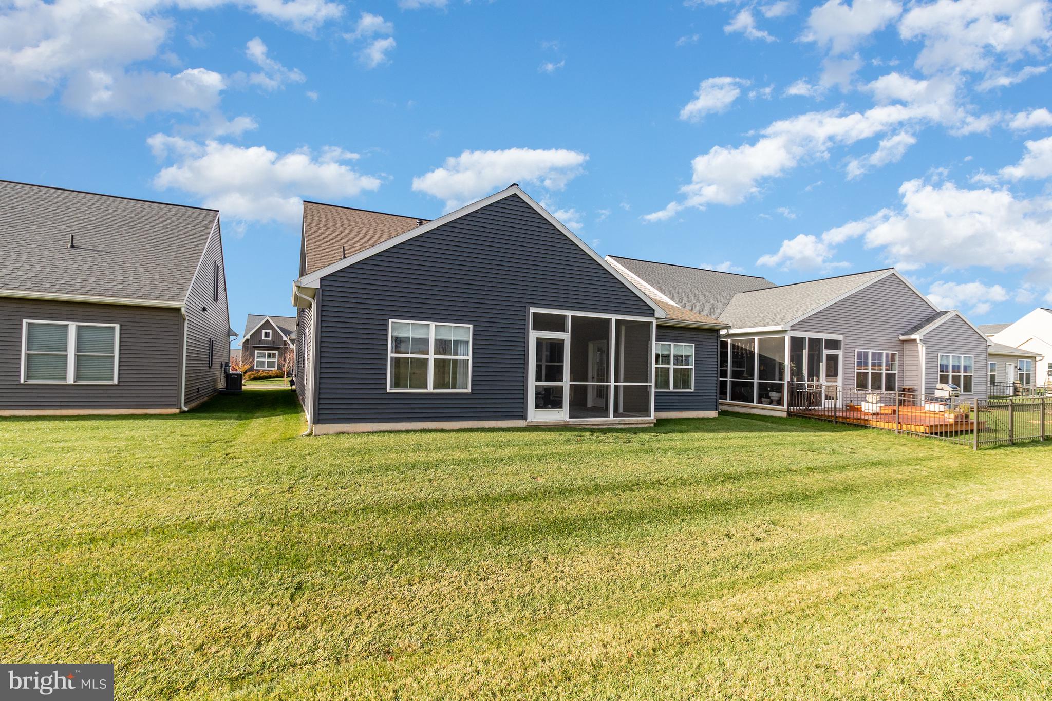 WINDING CREEK - Residential