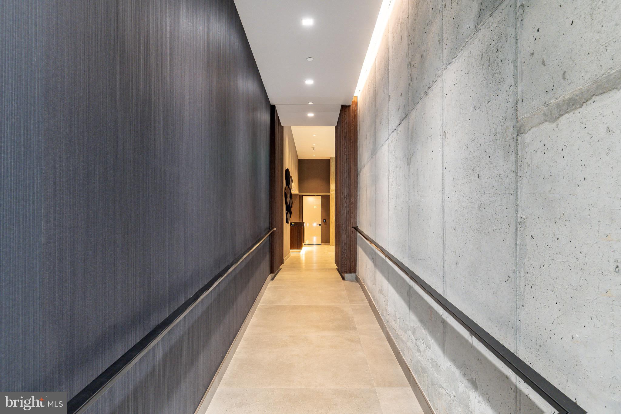 WASHINGTON SQ - Residential