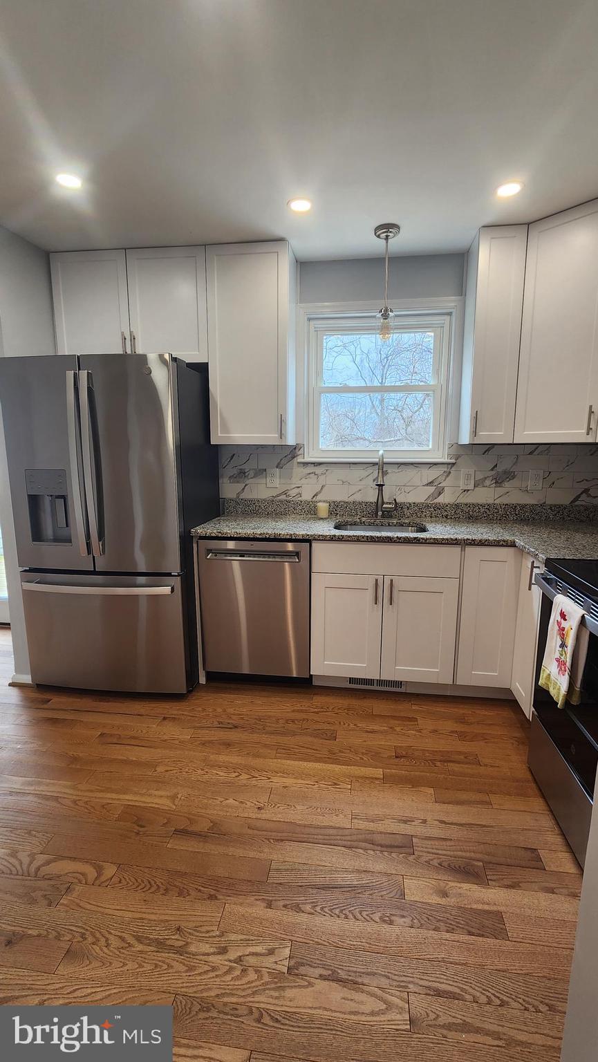 BRIGHTLEAF - Residential