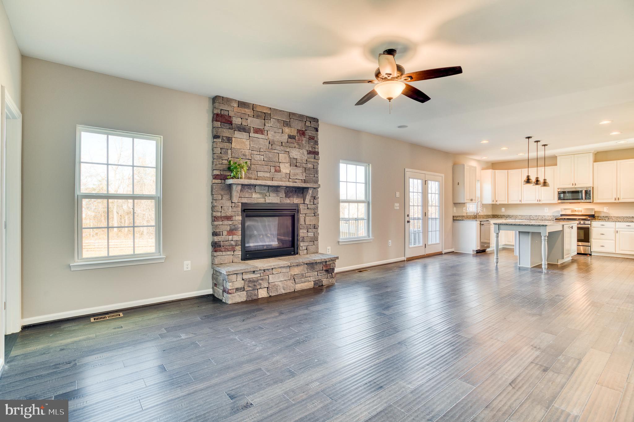 NORTH RIDGE ESTATES - Residential