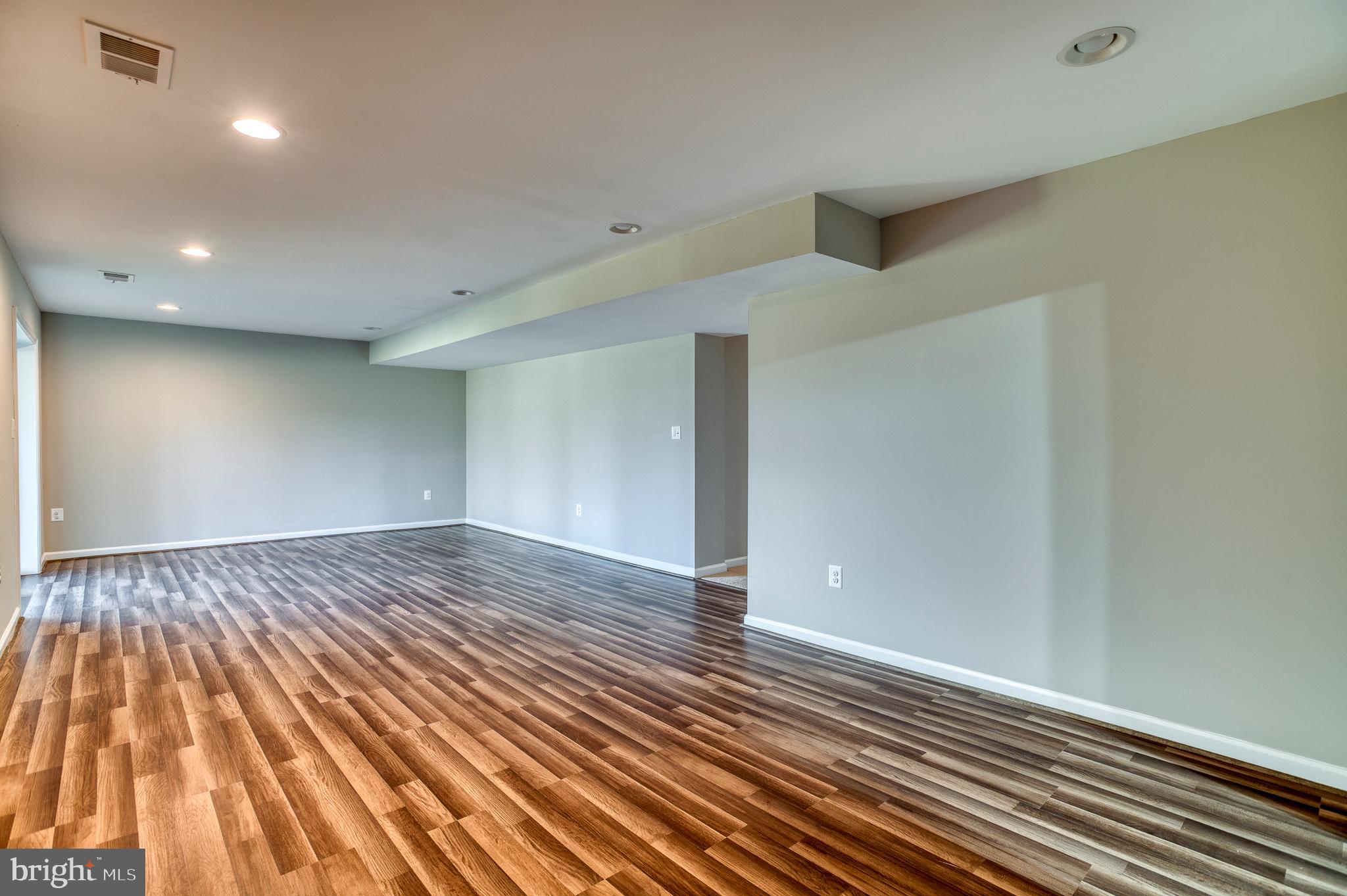 NORTH RIDGE ESTATES - Residential