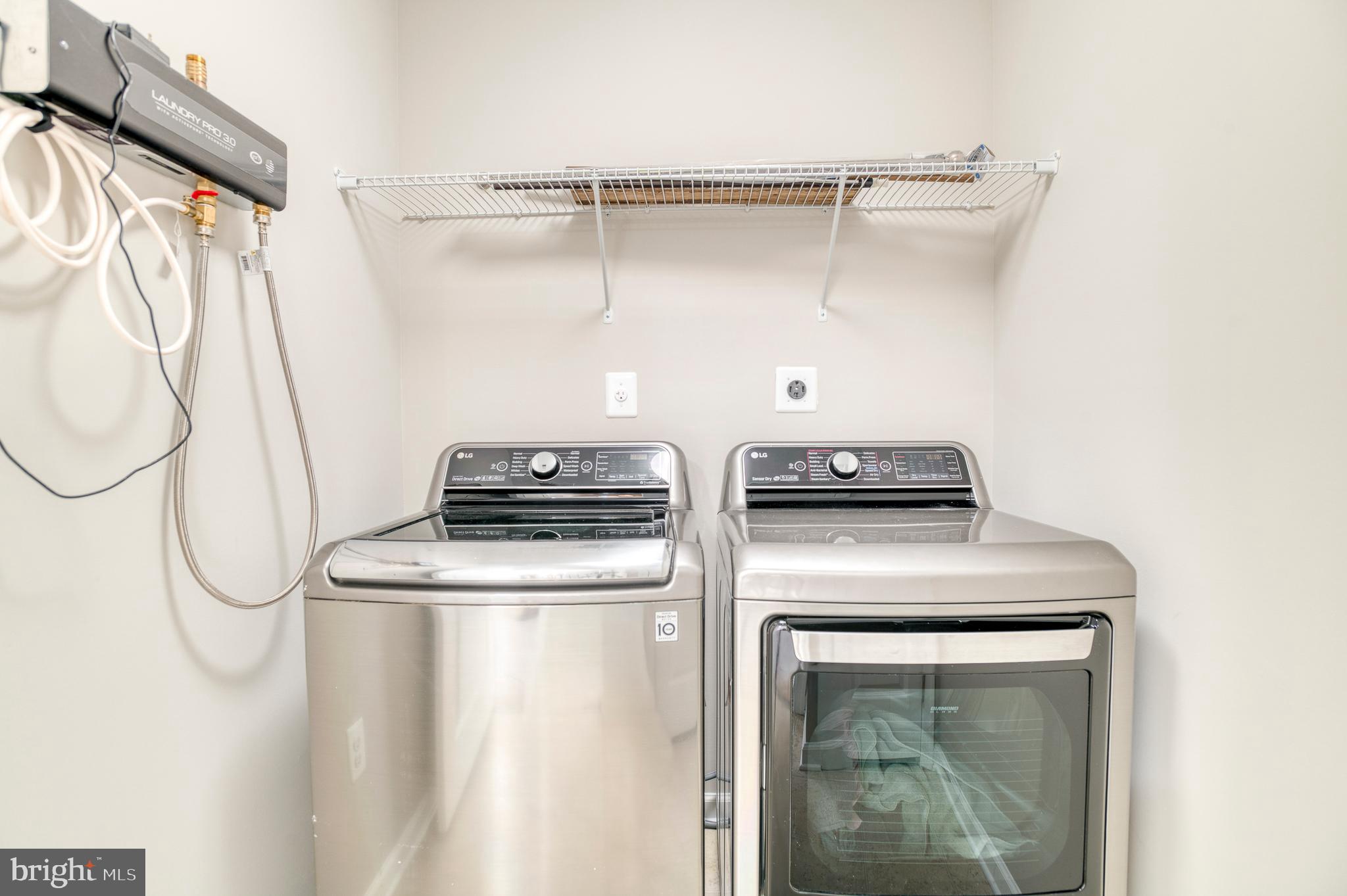 NORTH RIDGE ESTATES - Residential