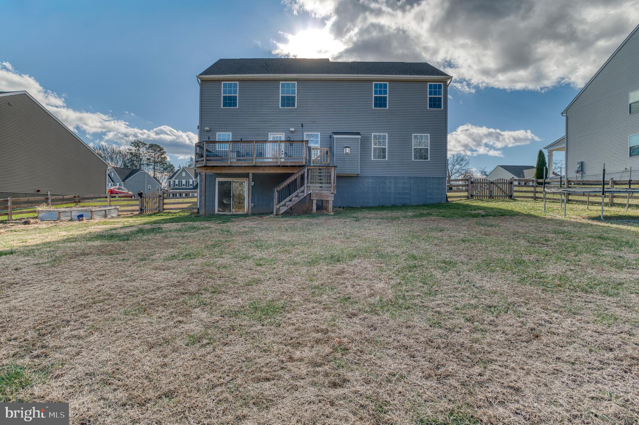 NORTH RIDGE ESTATES - Residential