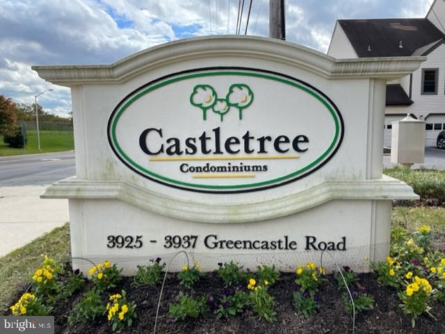 CASTLETREE CONDOMINIUMS - Residential Lease