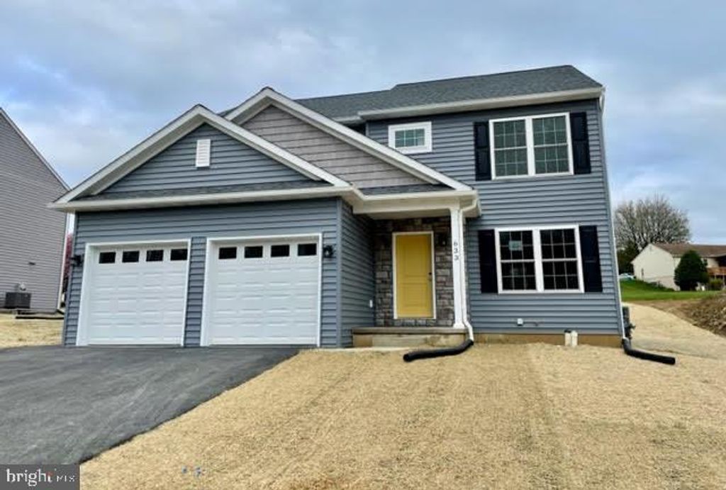 Photo of 263 Weston Terrace, Lititz, PA 17543 (MLS # PALA2034570)