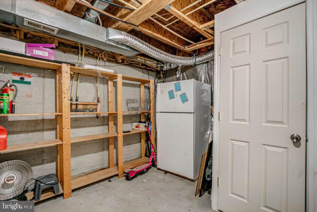 SNOWDEN RIDGE - Residential