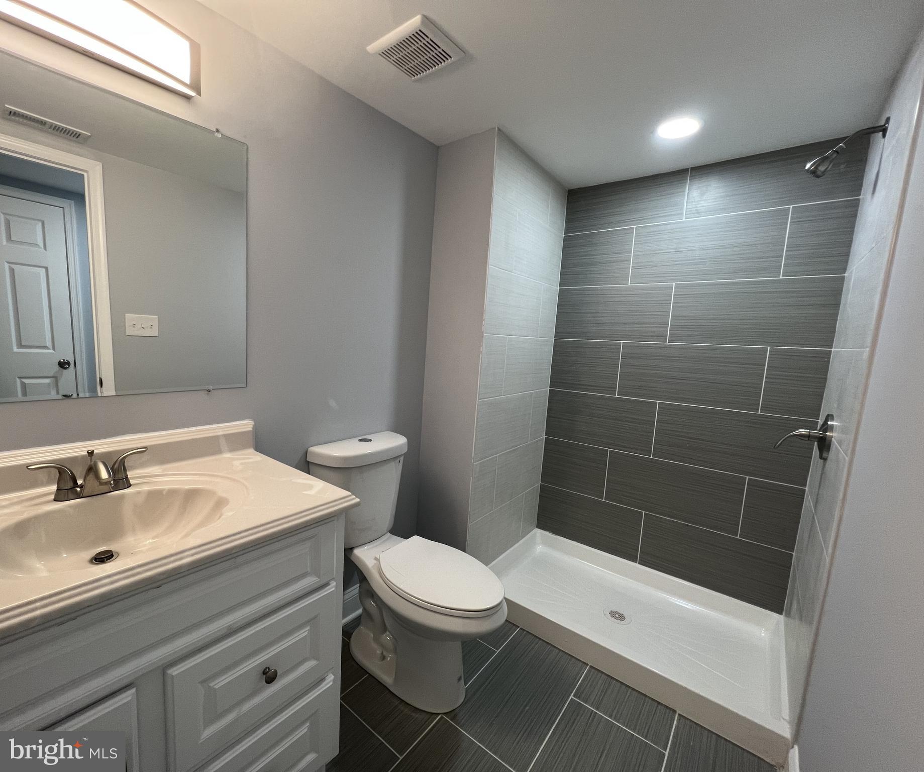 SUBURBIA - Residential