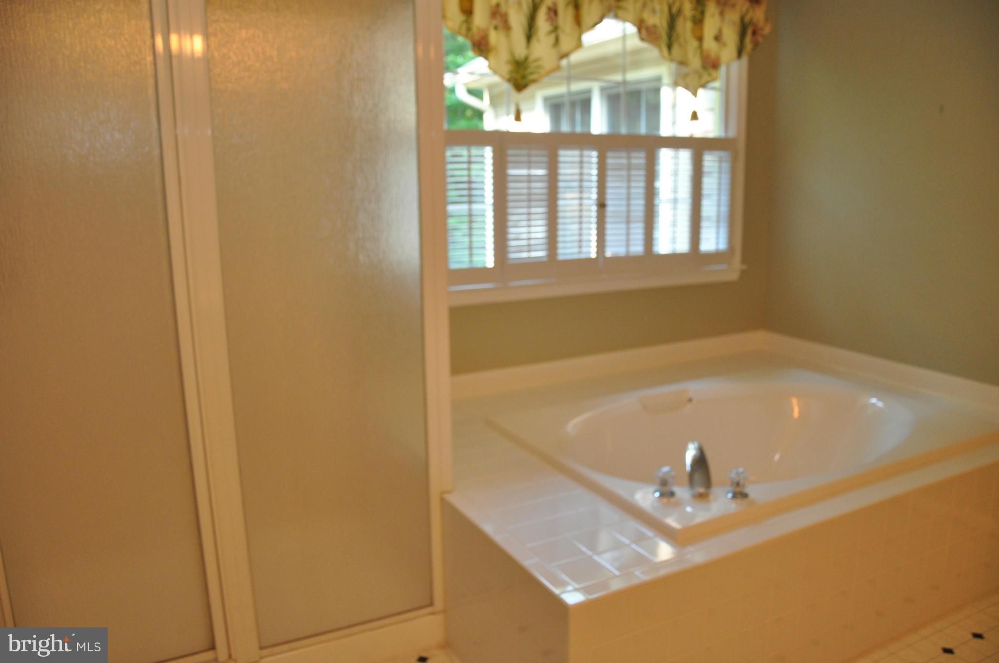 BARRINGTON OAKS - Residential