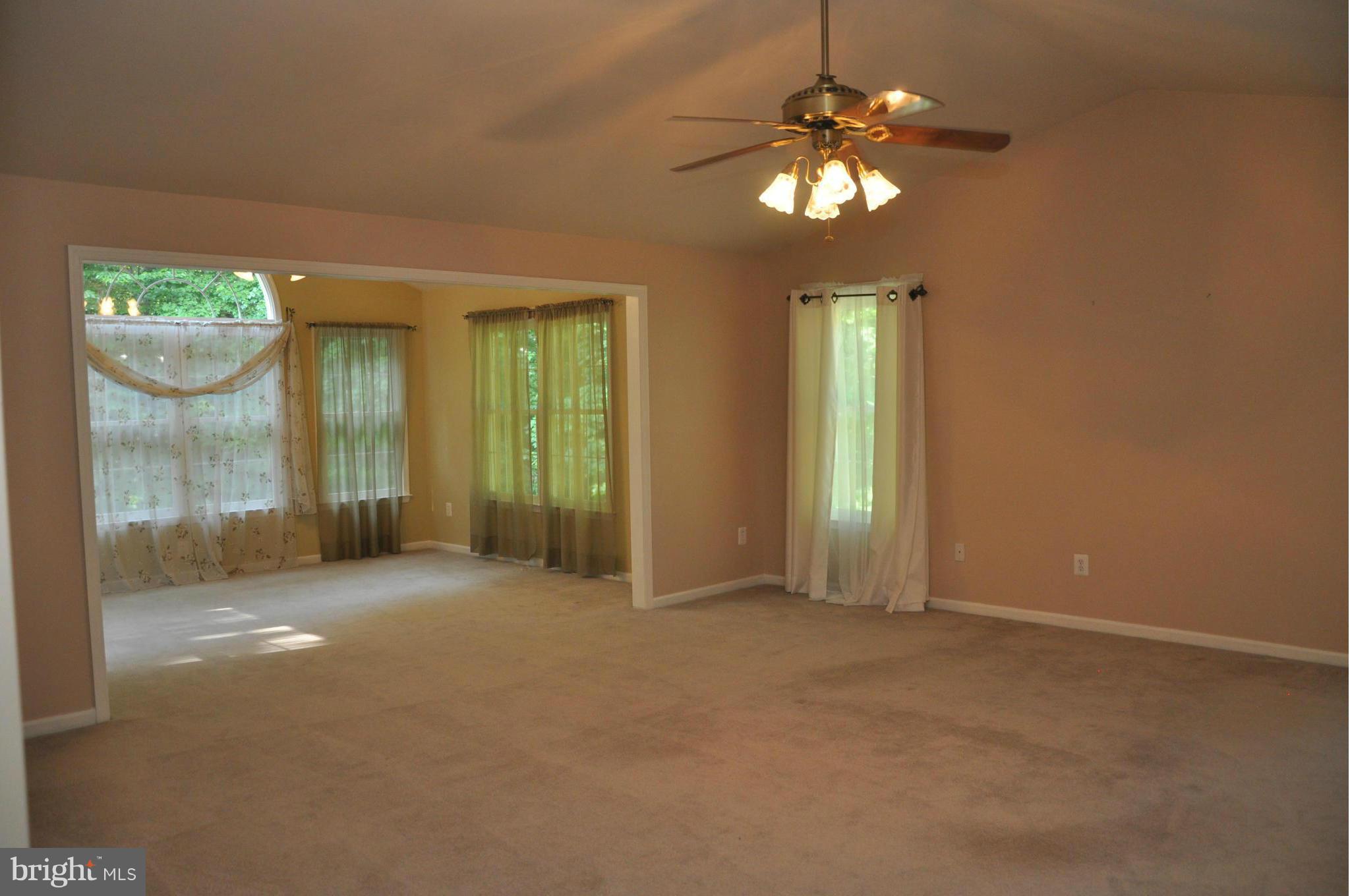 BARRINGTON OAKS - Residential