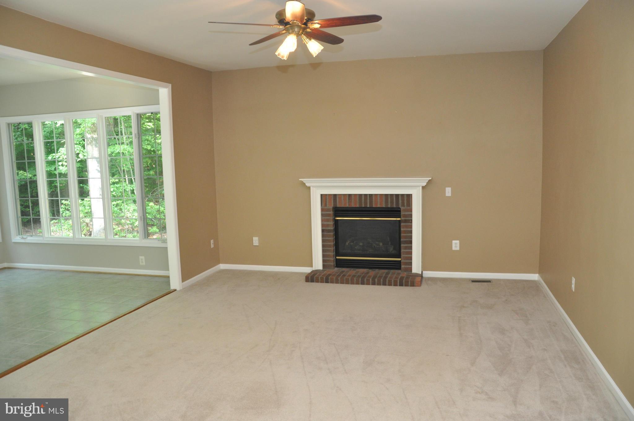 BARRINGTON OAKS - Residential