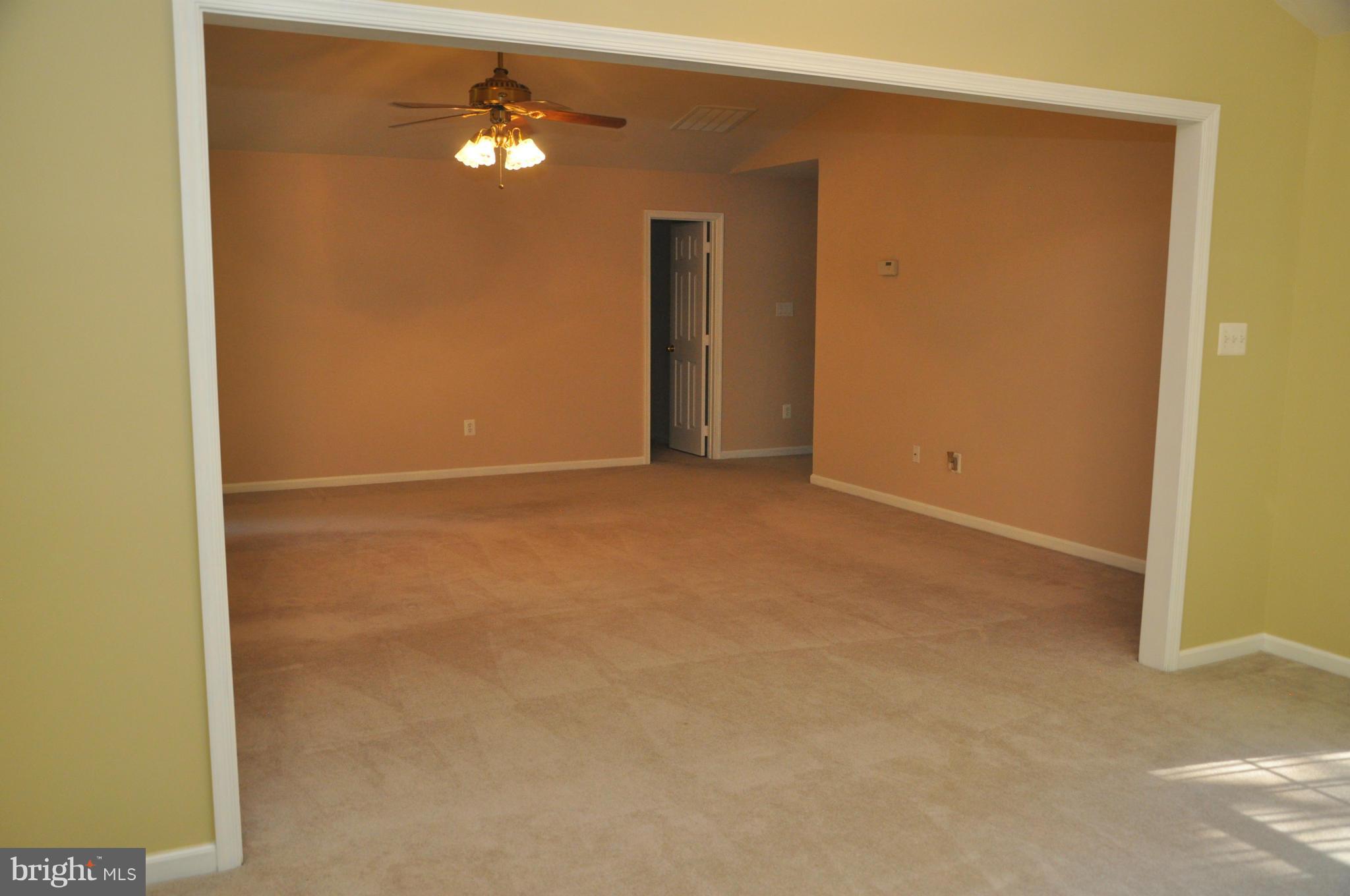 BARRINGTON OAKS - Residential