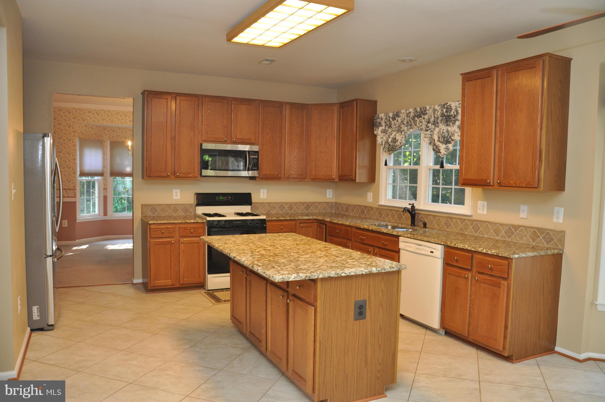 BARRINGTON OAKS - Residential