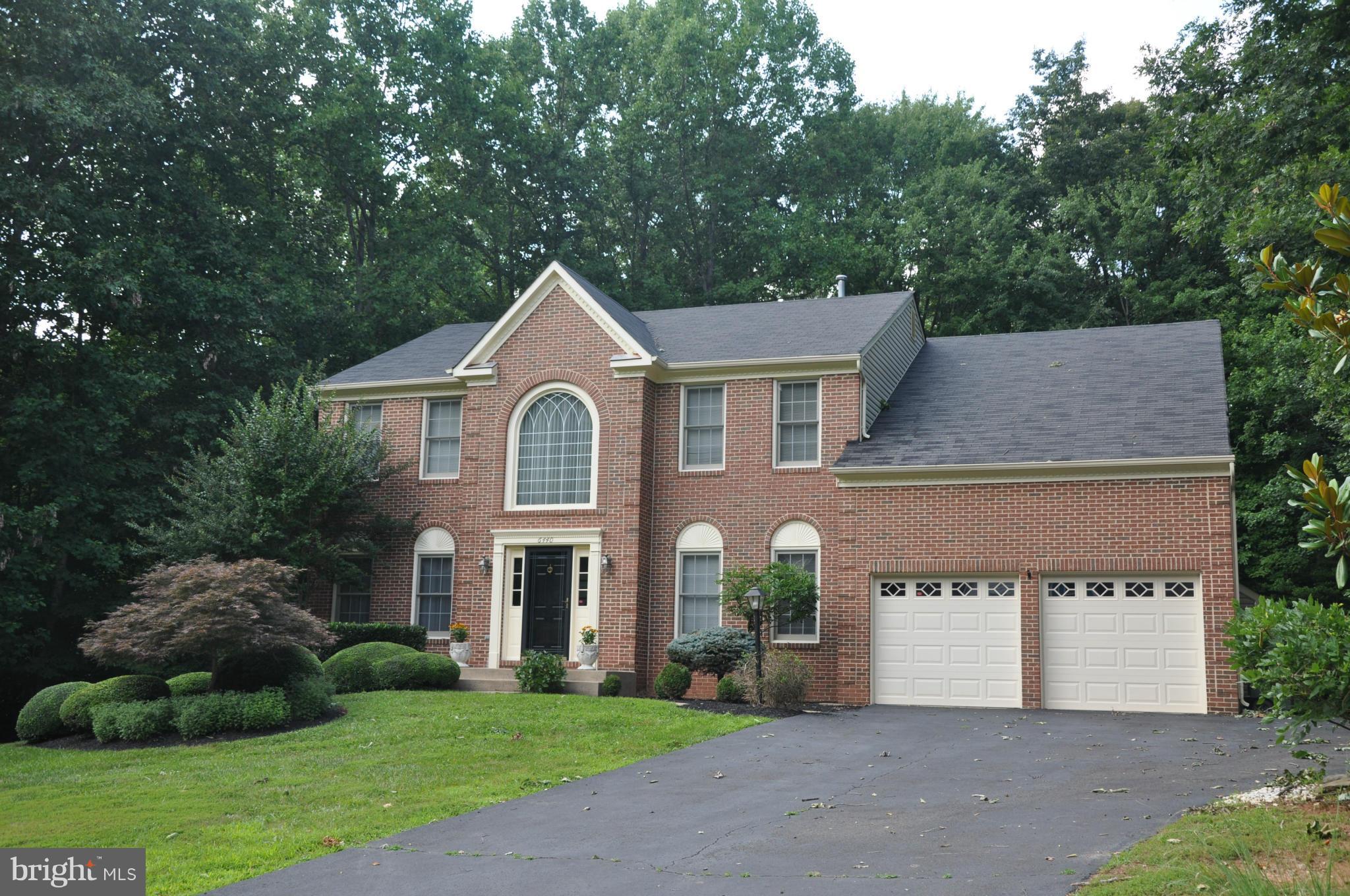 BARRINGTON OAKS - Residential