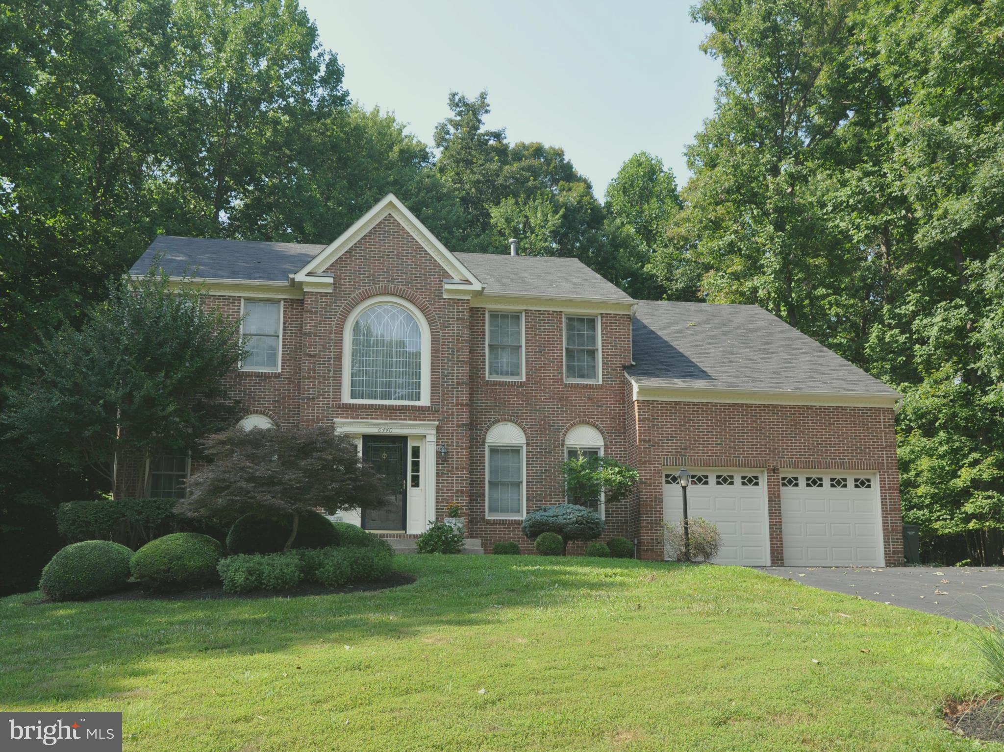 BARRINGTON OAKS - Residential