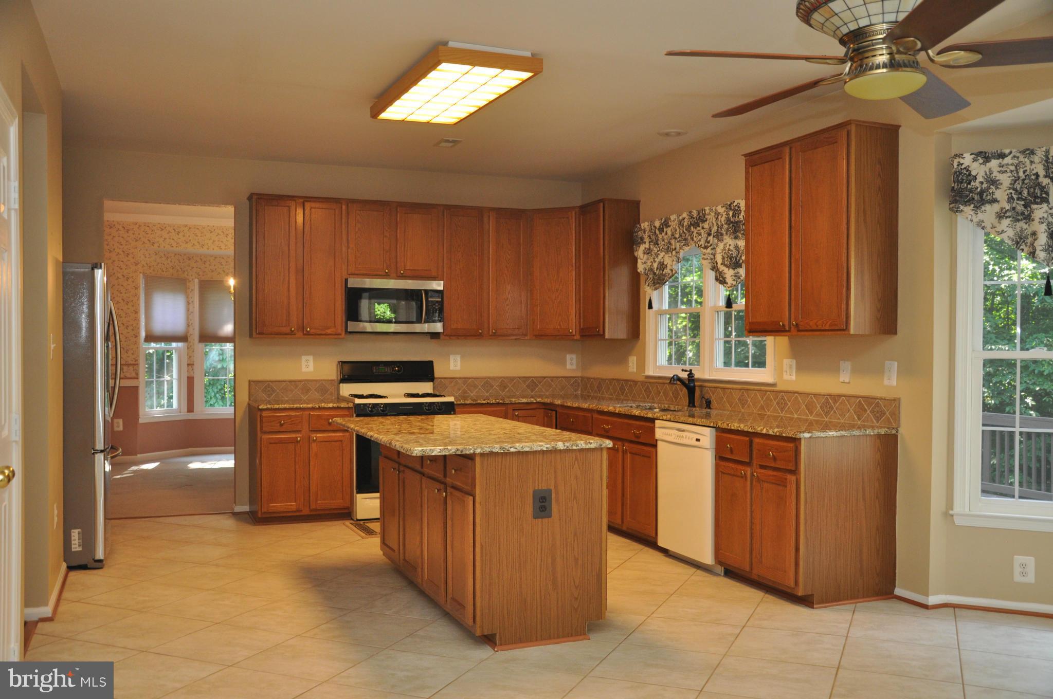 BARRINGTON OAKS - Residential