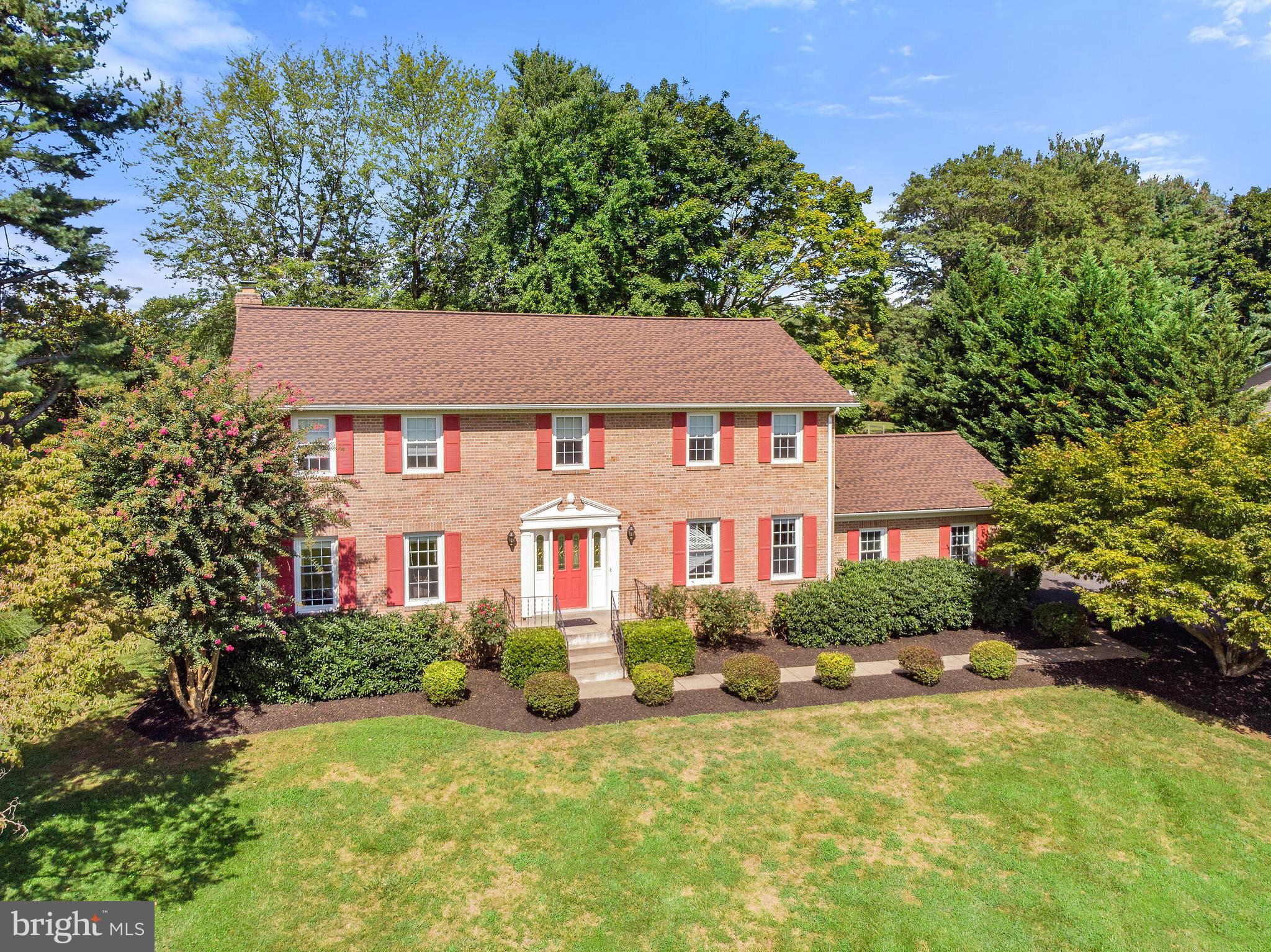 LAWNVALE ESTATES - Residential