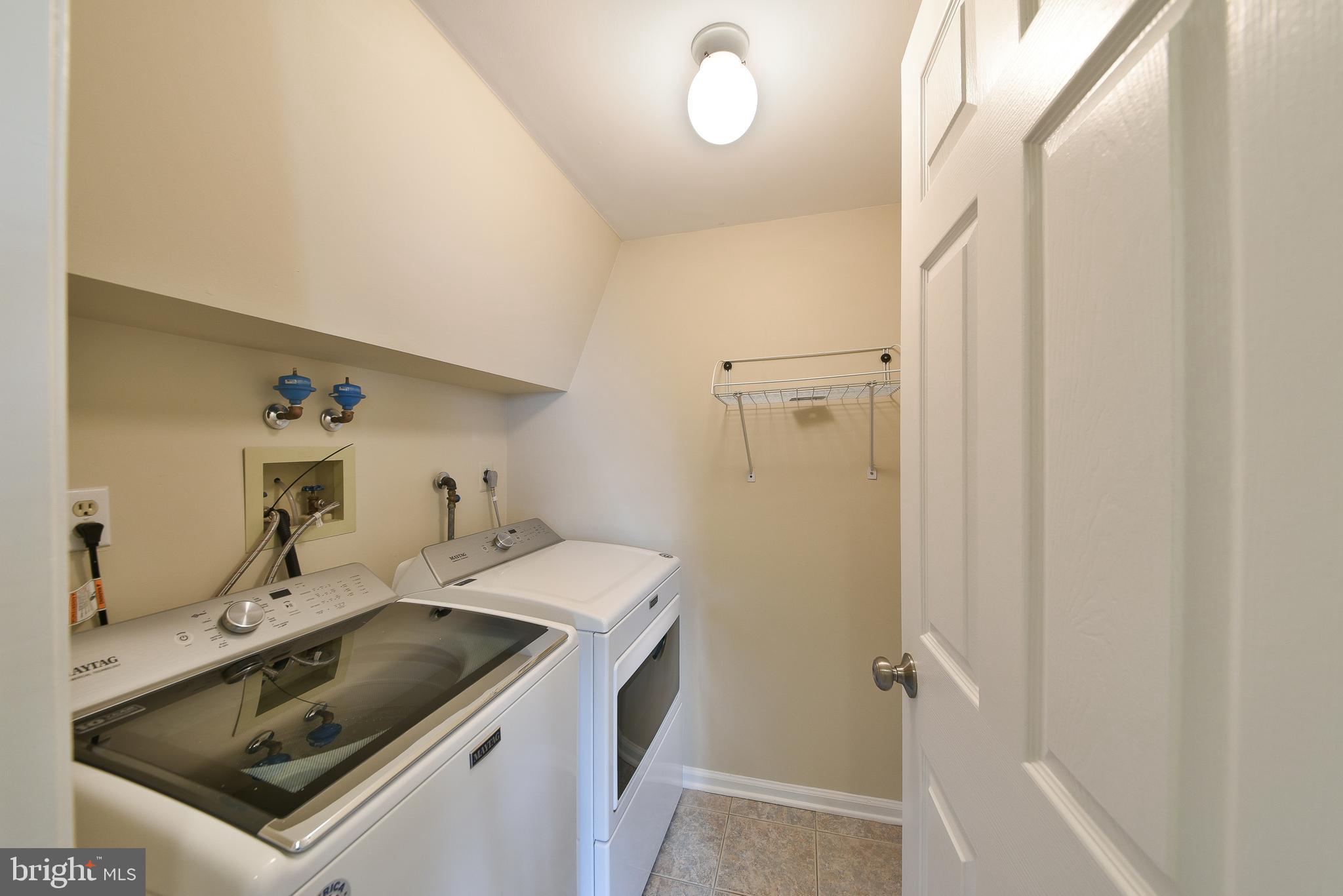 BROOKSTONE - Residential Lease