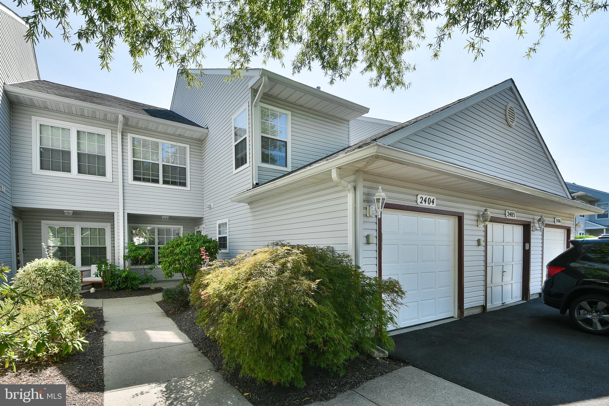 BROOKSTONE - Residential Lease