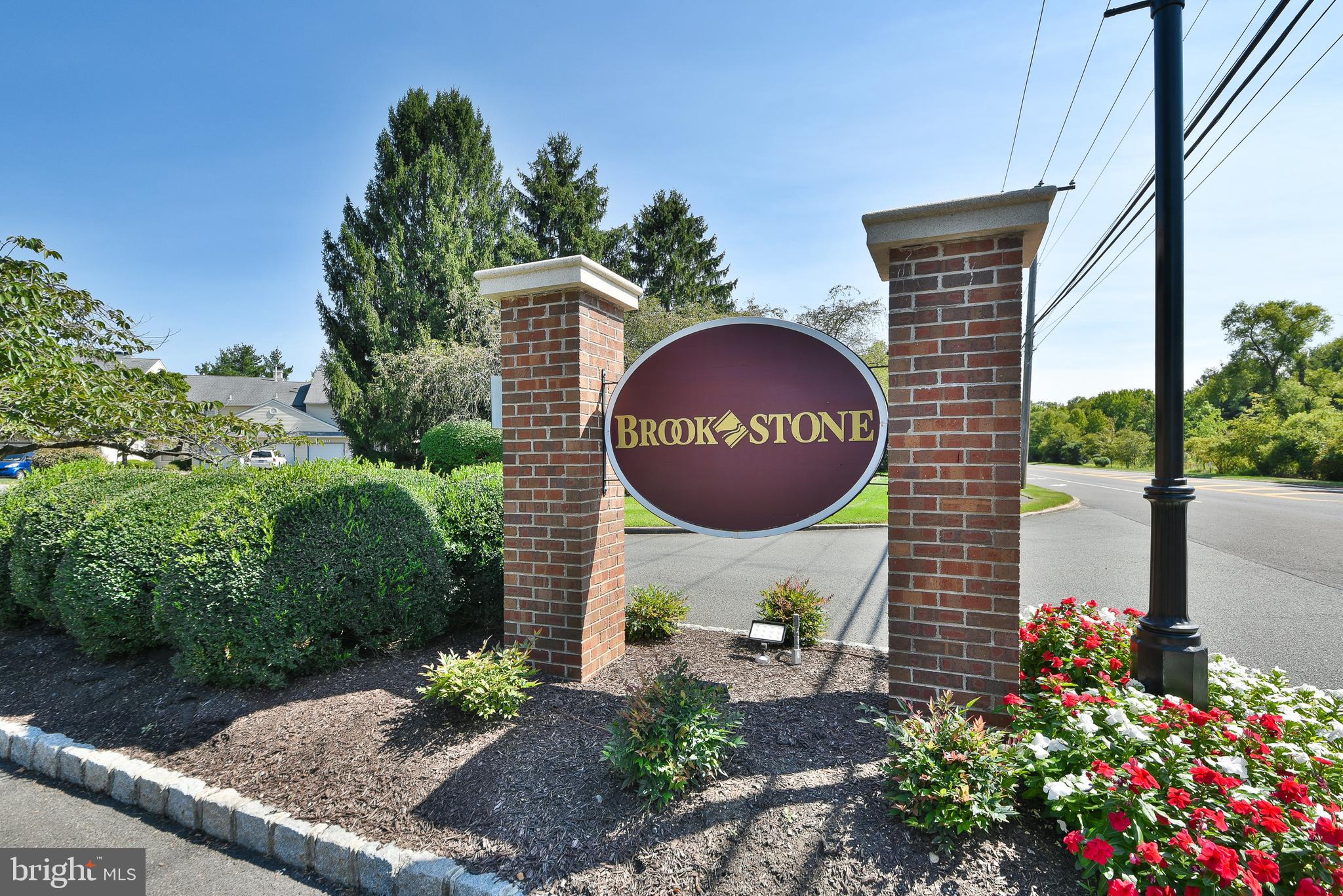 BROOKSTONE - Residential Lease