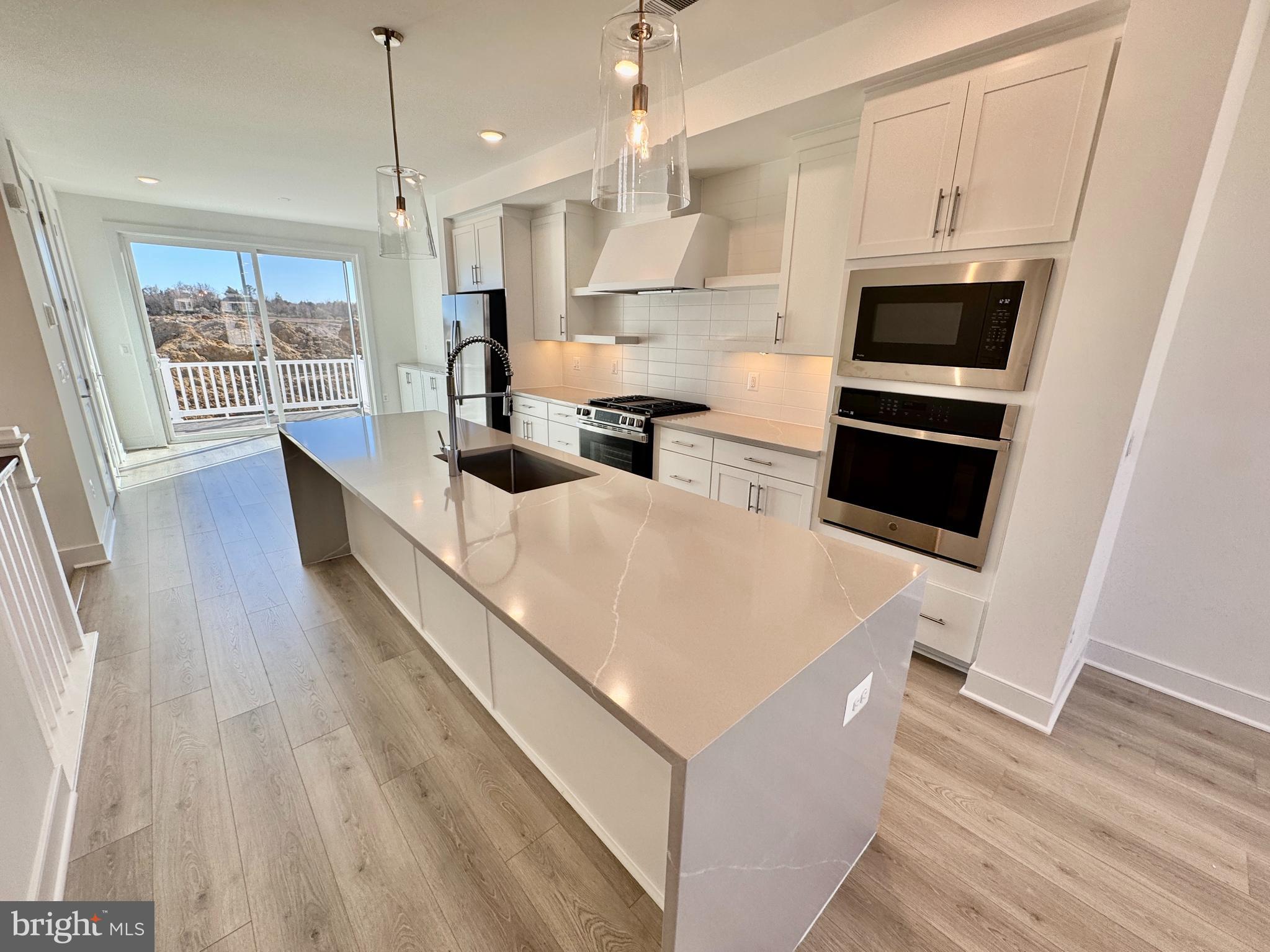 THE GROVE AT JACKSON VILLAGE - Residential Lease