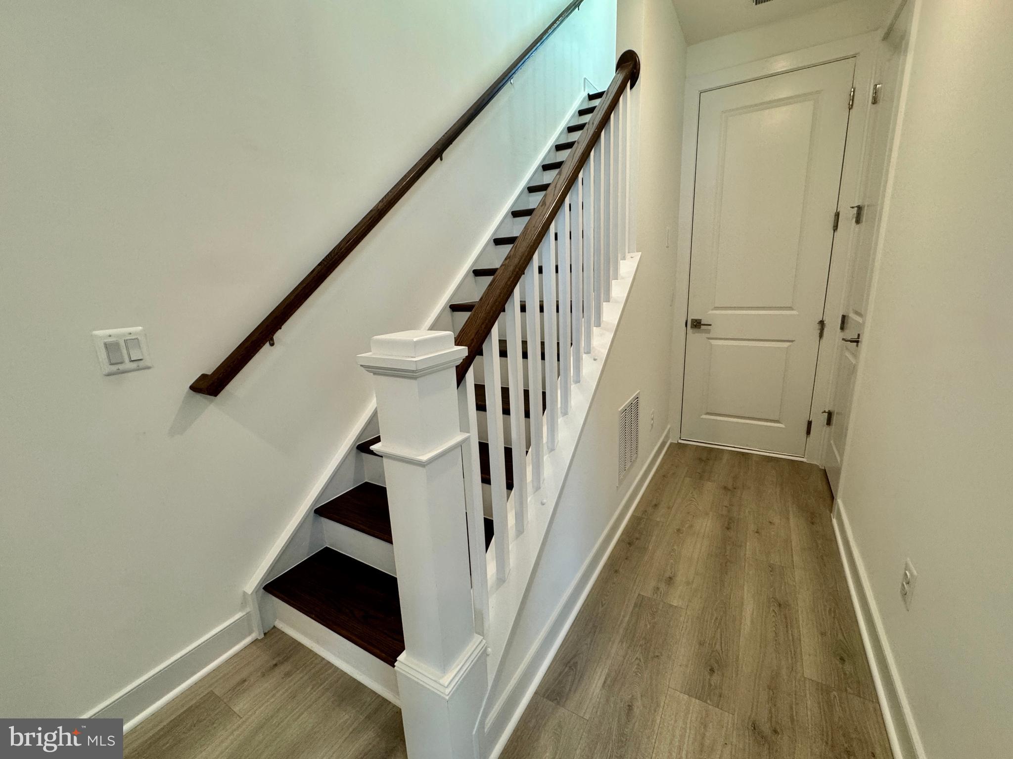 THE GROVE AT JACKSON VILLAGE - Residential Lease