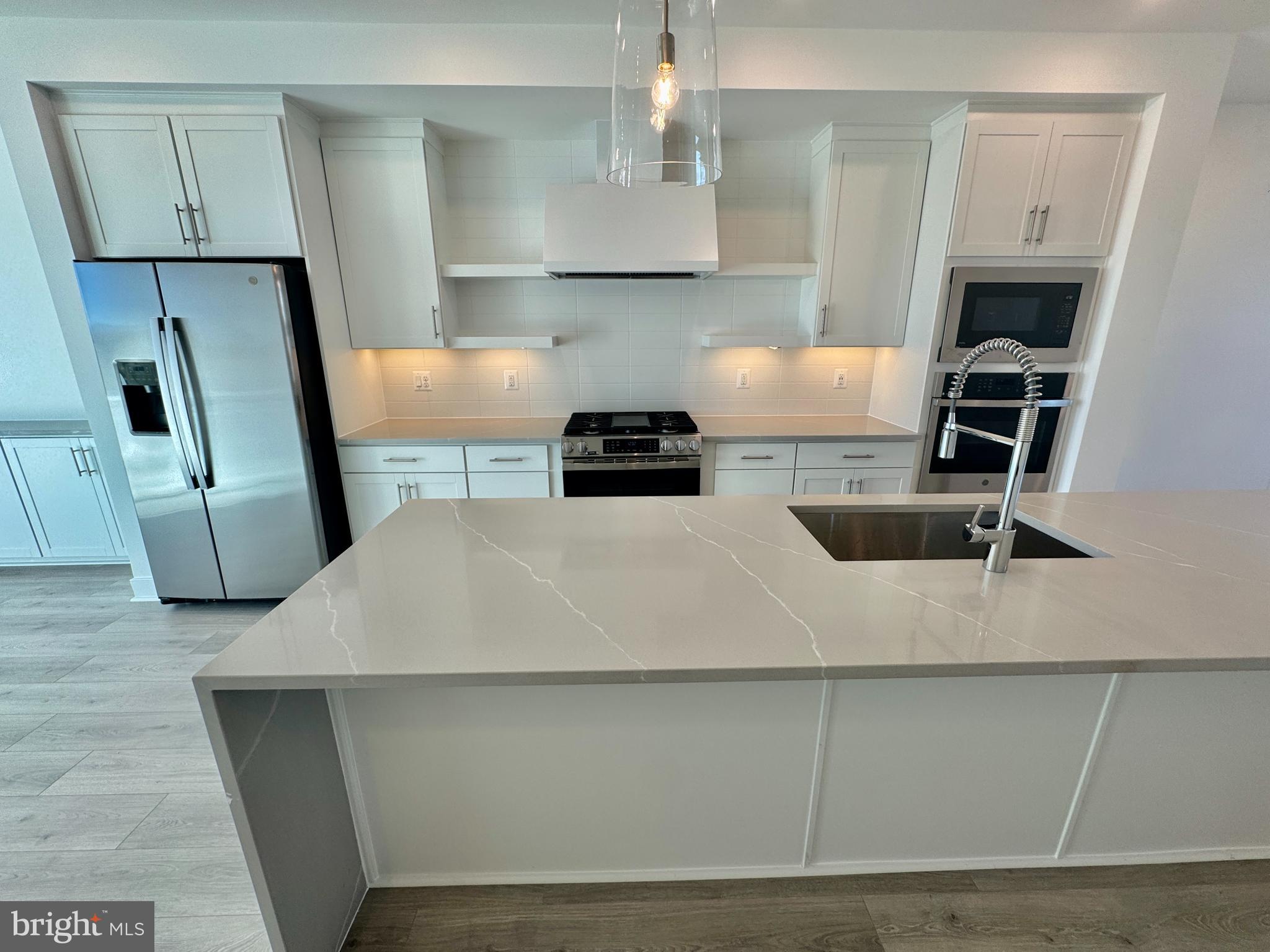 THE GROVE AT JACKSON VILLAGE - Residential Lease