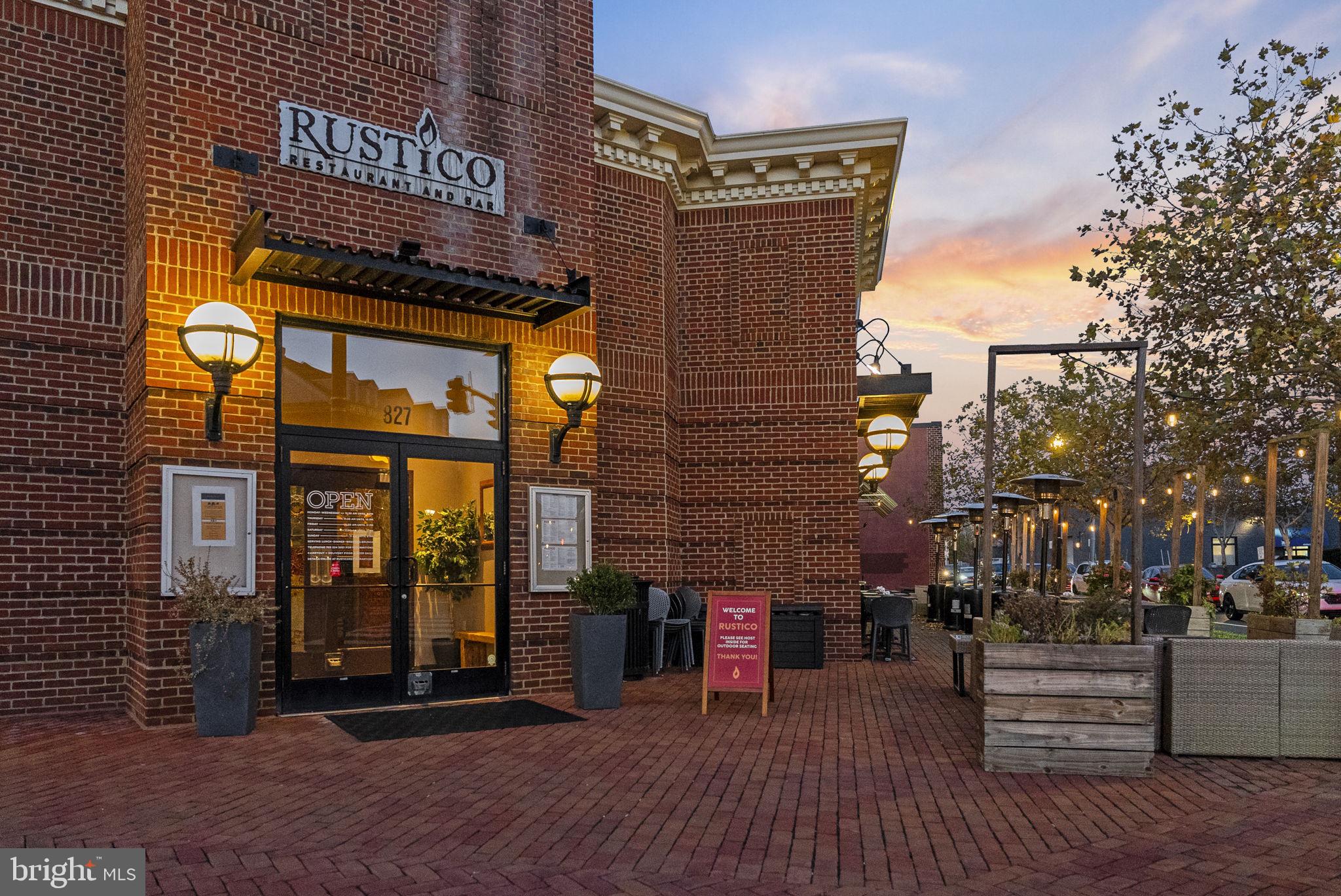 OLD TOWN NORTH - Residential