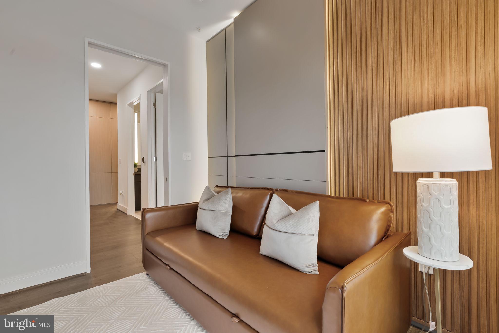 OLD TOWN NORTH - Residential