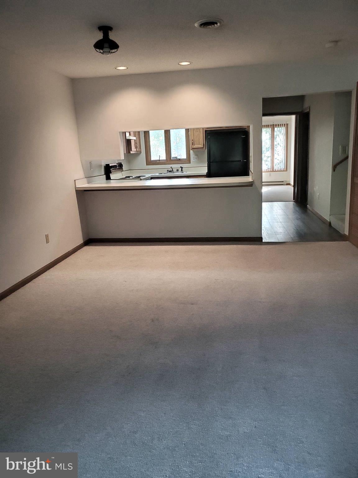 THE WOODS - Residential Lease