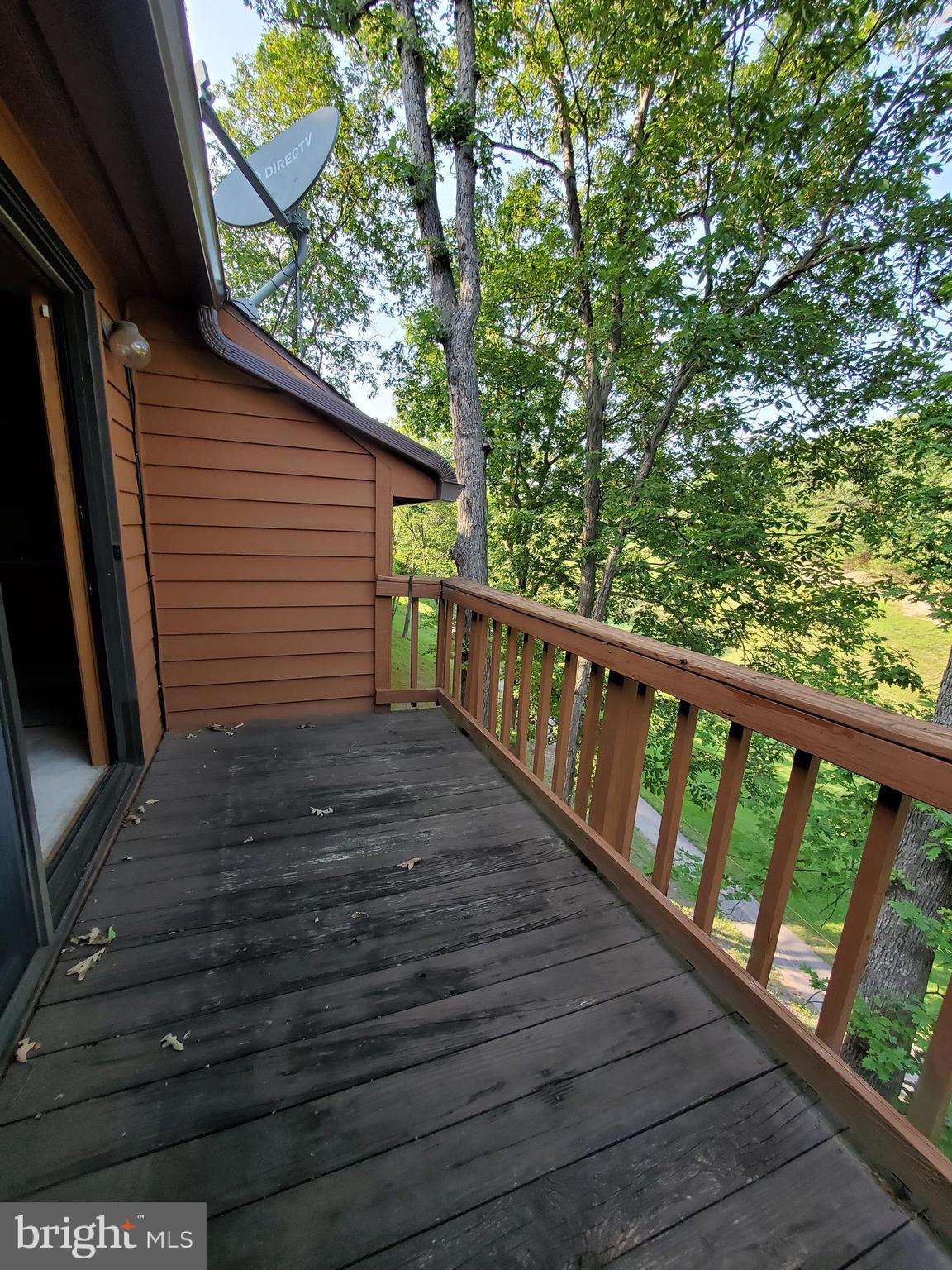 THE WOODS - Residential Lease