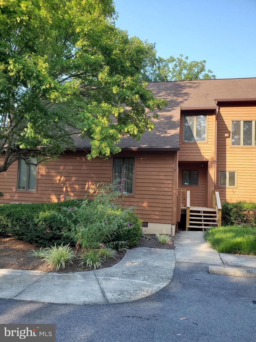 ENJOY the Peace & Tranquility and the Views of the Golf Course & Woods from the decks of this 3 Bedroom, 3 Bath Townhome.  There is a main level Bedroom / Study and Full Bath.  Along with 2 spacious bedrooms, 2 baths, Washer & Dryer on the upper level. Primary Bedroom has Walk-in Closet plus additional Closet space, Deck & Primary Bath w Shower and Jacuzzi Tub.
Spacious Bedrooms along with more than ample Closets.  Woodburning Fireplace in Living Room, New faucets, & Newer Heat Pump.  Easy to show & Ready for Immediate Availability - Approx 15 miles from    I -81.