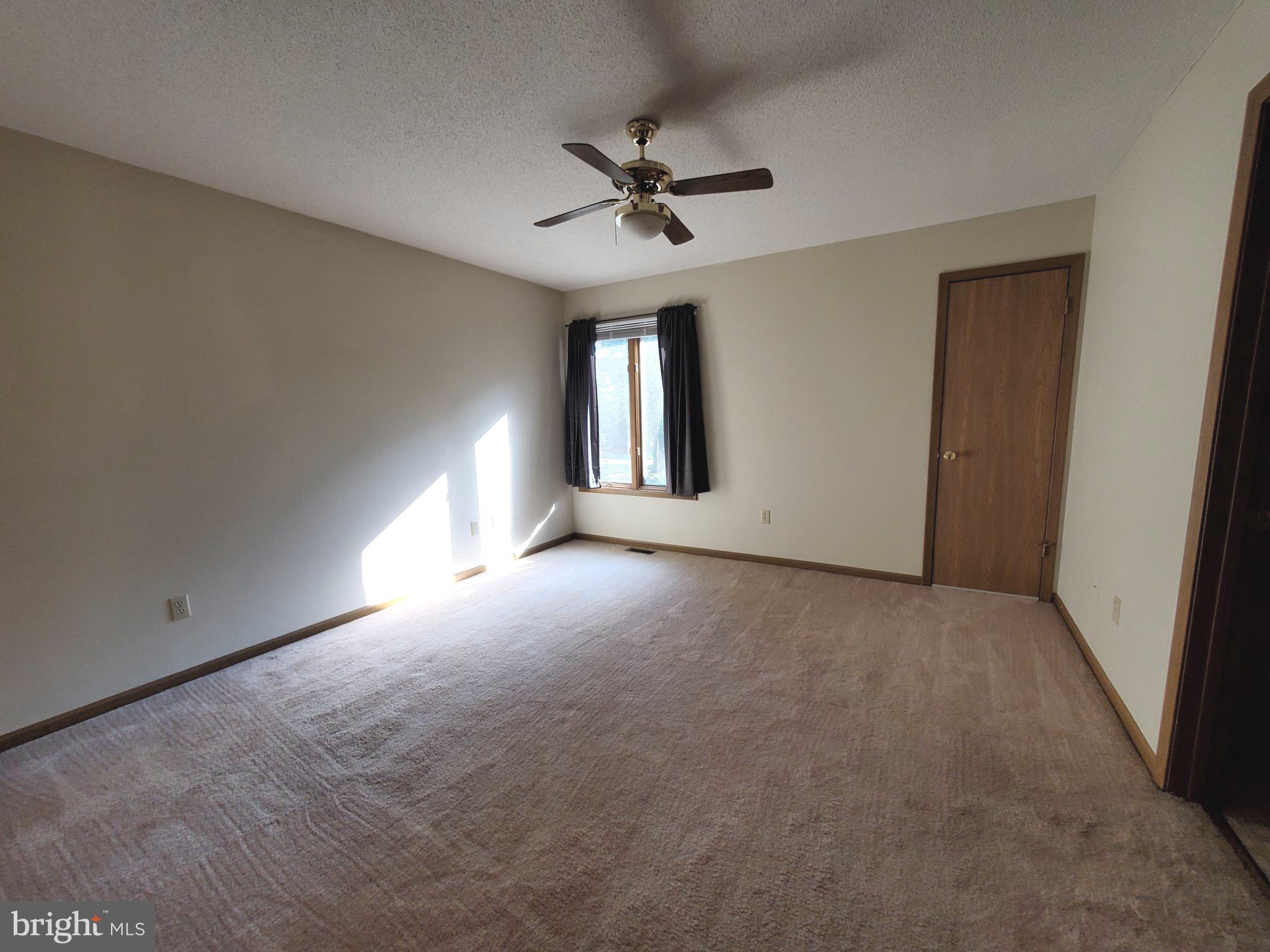 THE WOODS - Residential Lease