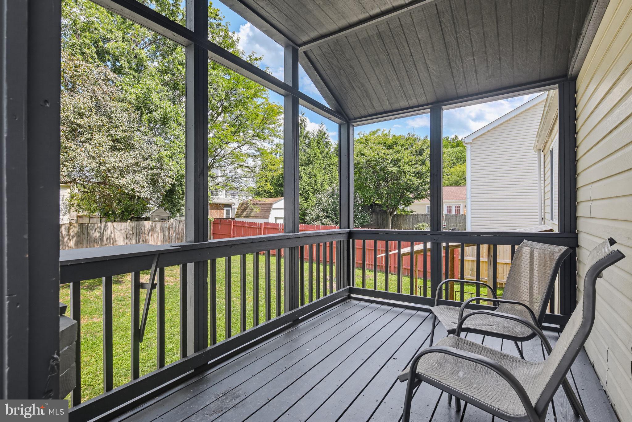 1424 BOULDER LANE