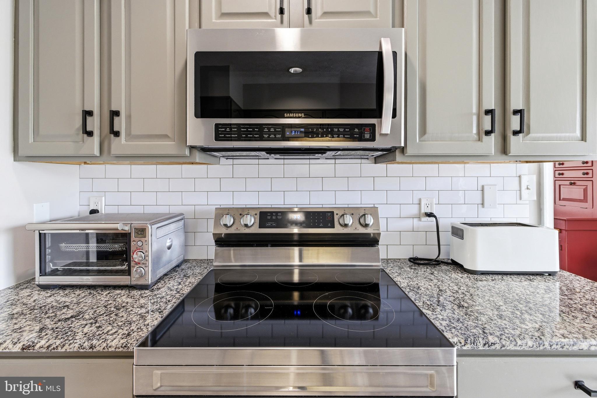 FOREST HILLS - Residential