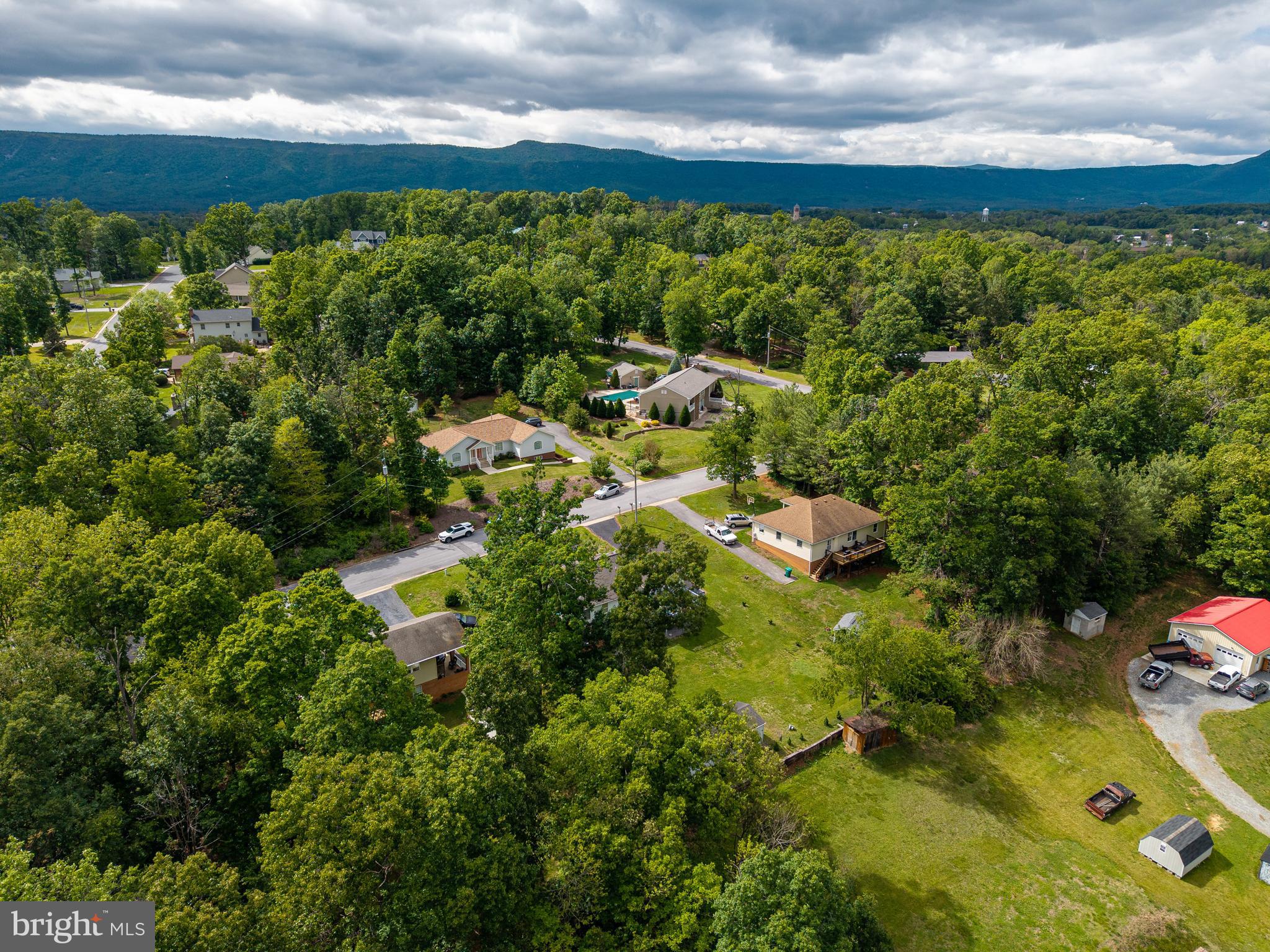 FOREST HILLS - Residential
